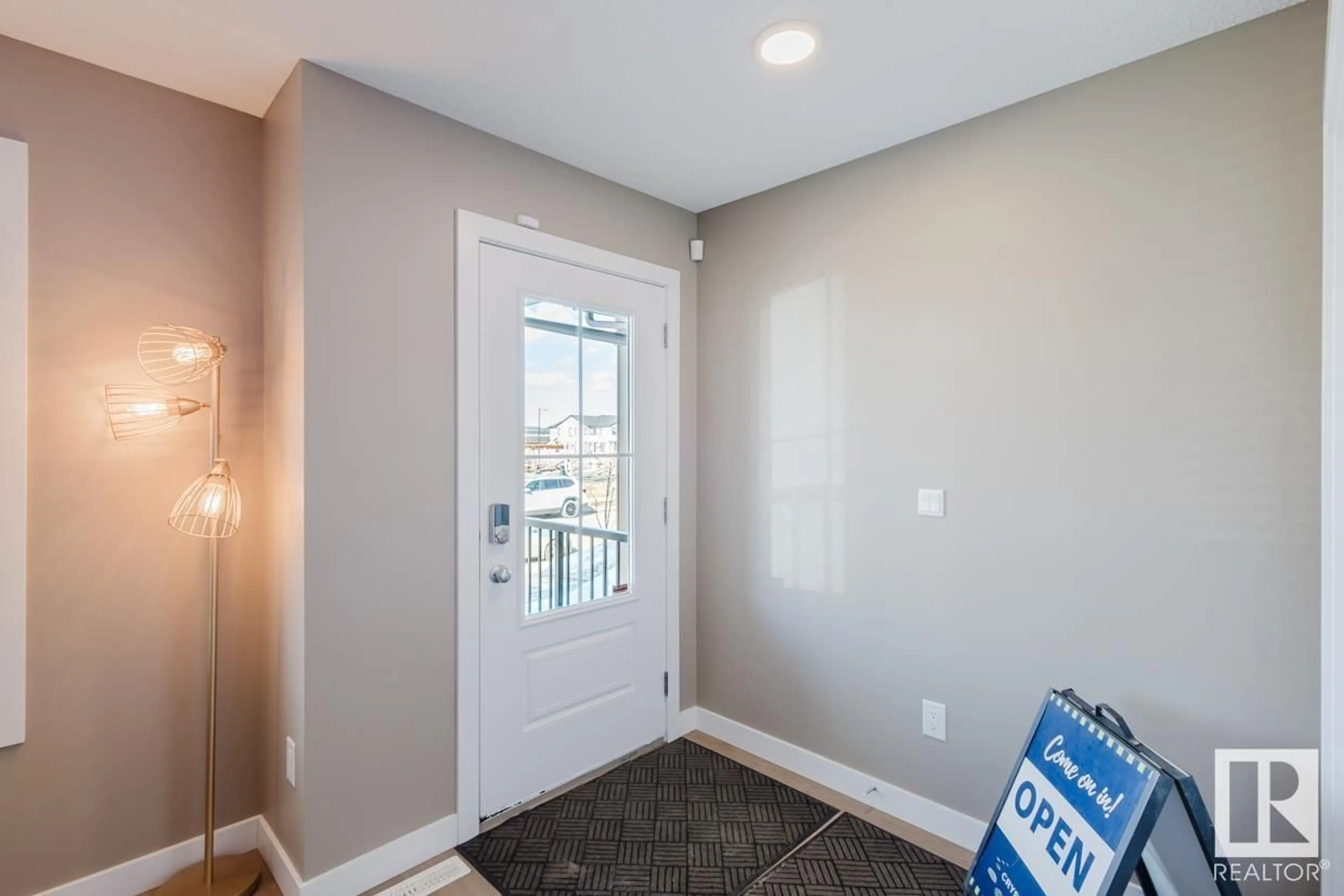 Indoor entryway for 7114 51 AV, Beaumont Alberta T4X3E5