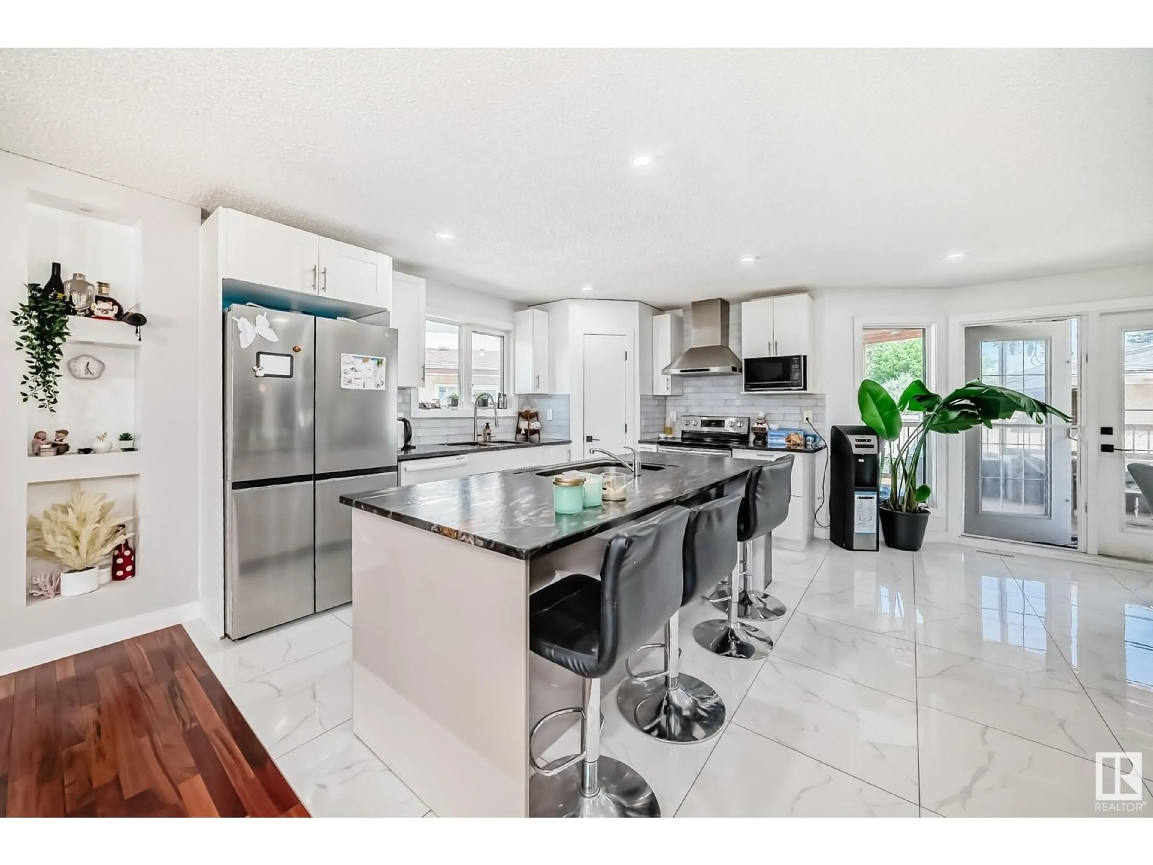 Open concept kitchen, ceramic/tile floor for 714 LEE RIDGE RD, Edmonton Alberta T6K0P2