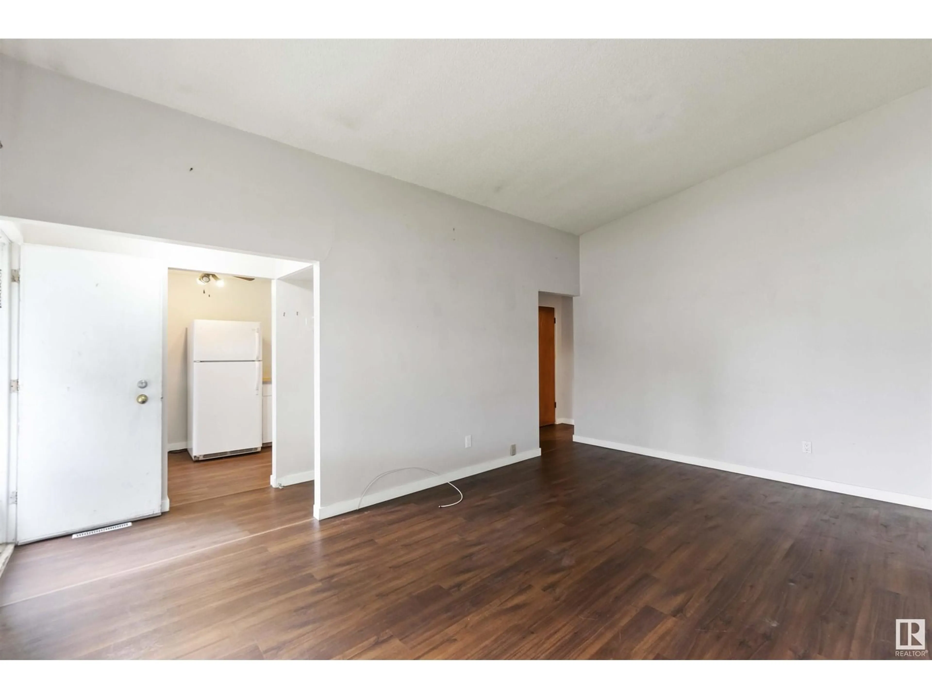 A pic of a room for 1948 BONNEVILLE DR, Sherwood Park Alberta T8A0Y2