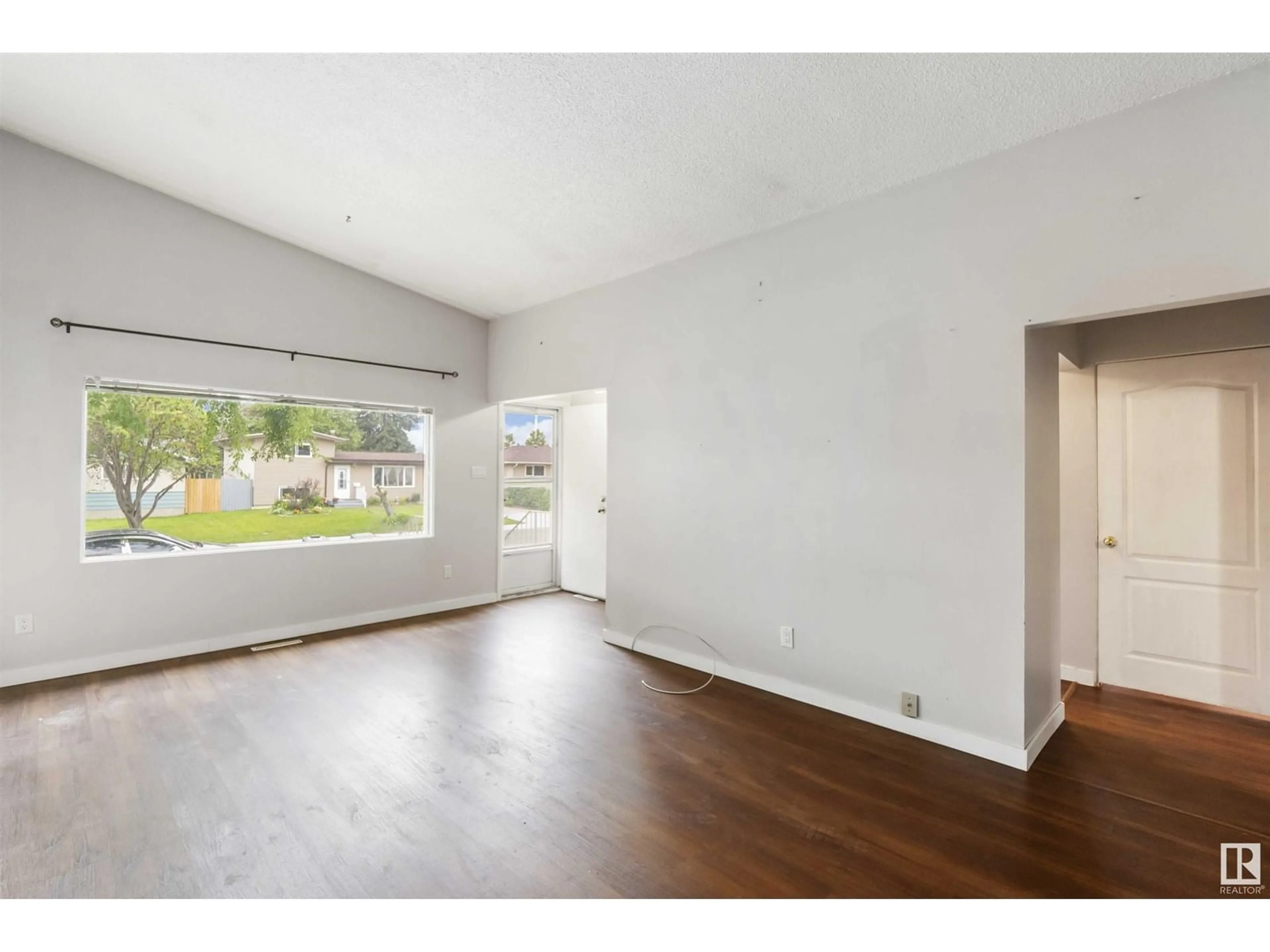 A pic of a room for 1948 BONNEVILLE DR, Sherwood Park Alberta T8A0Y2