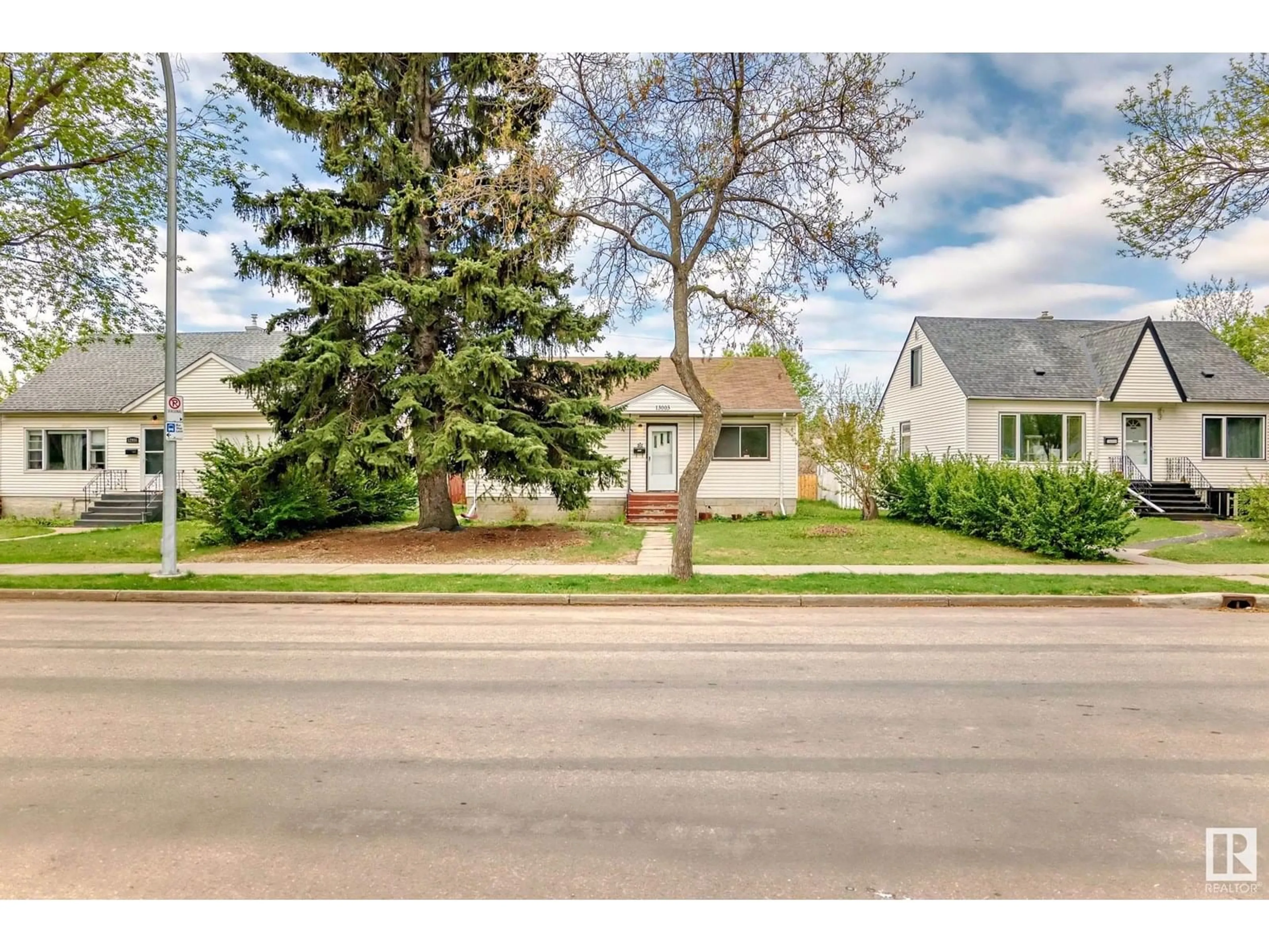 Unknown for 13003 SHERBROOKE AV, Edmonton Alberta T5L4E6