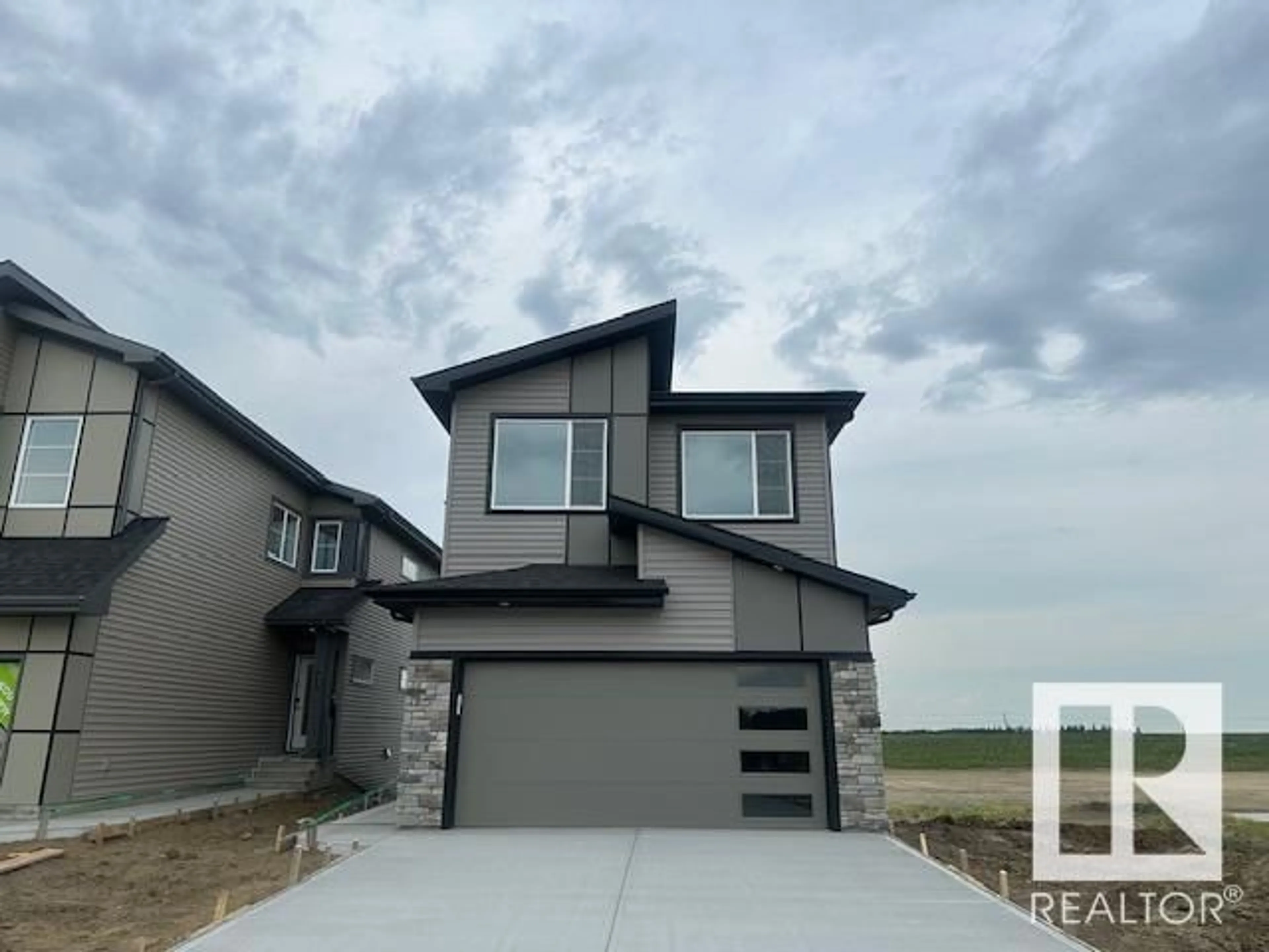 Unknown for 46 GAMBEL LO, Spruce Grove Alberta T7X0C9