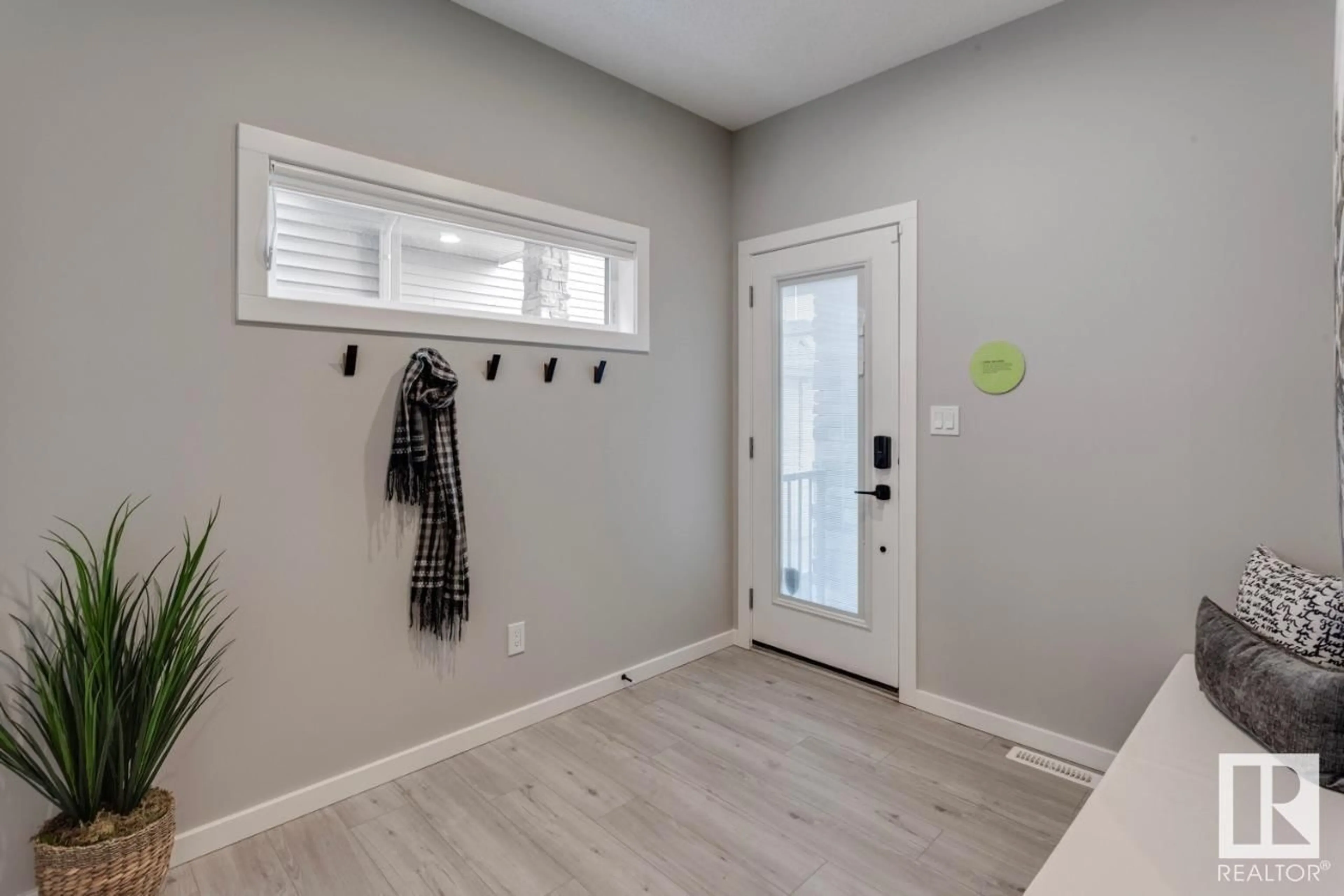 Indoor entryway for 3 ASHBURY CR, Spruce Grove Alberta T7X3C6