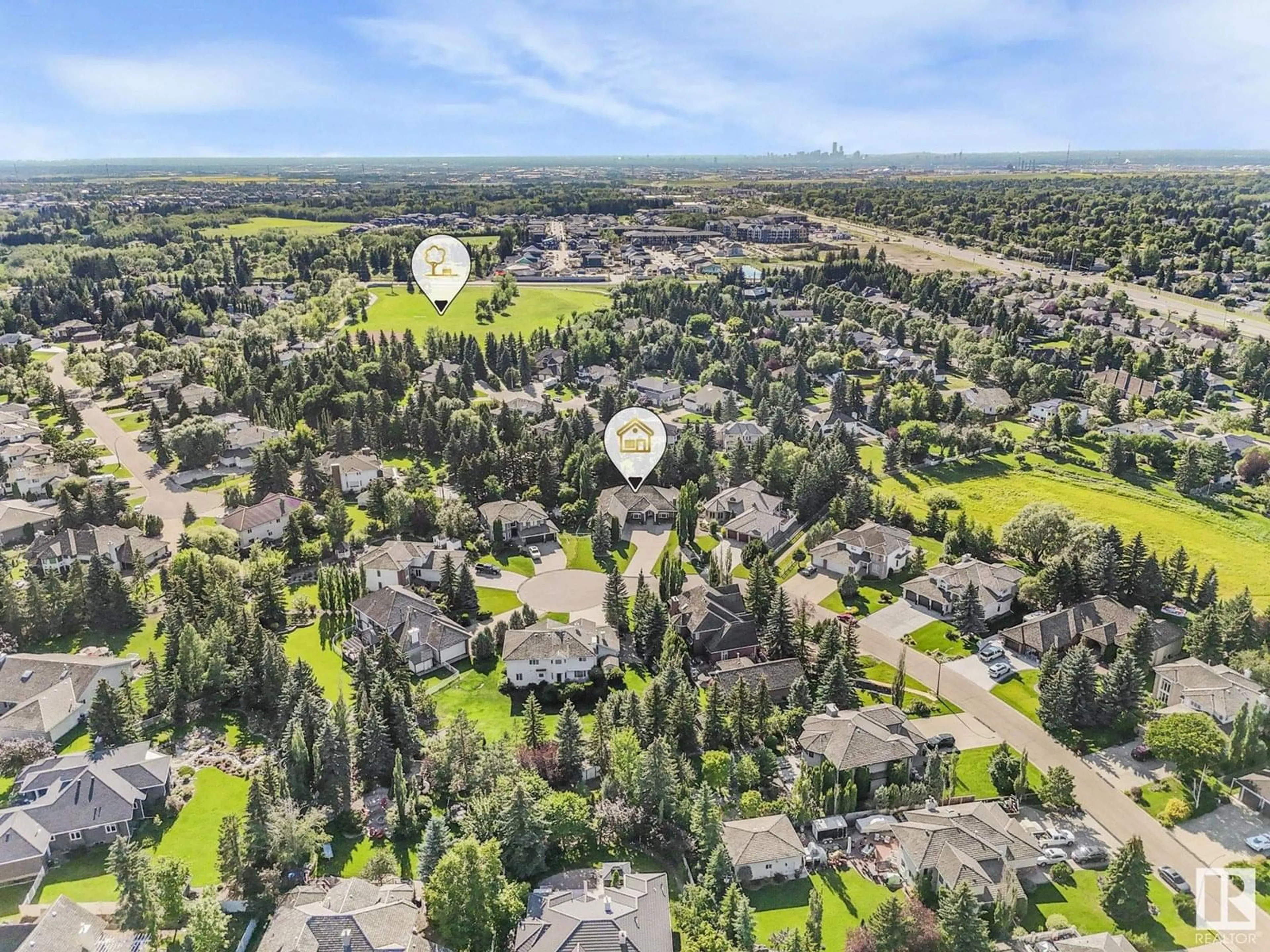 A pic from outside/outdoor area/front of a property/back of a property/a pic from drone, forest/trees view for 382 ESTATE DR, Sherwood Park Alberta T8B1L8