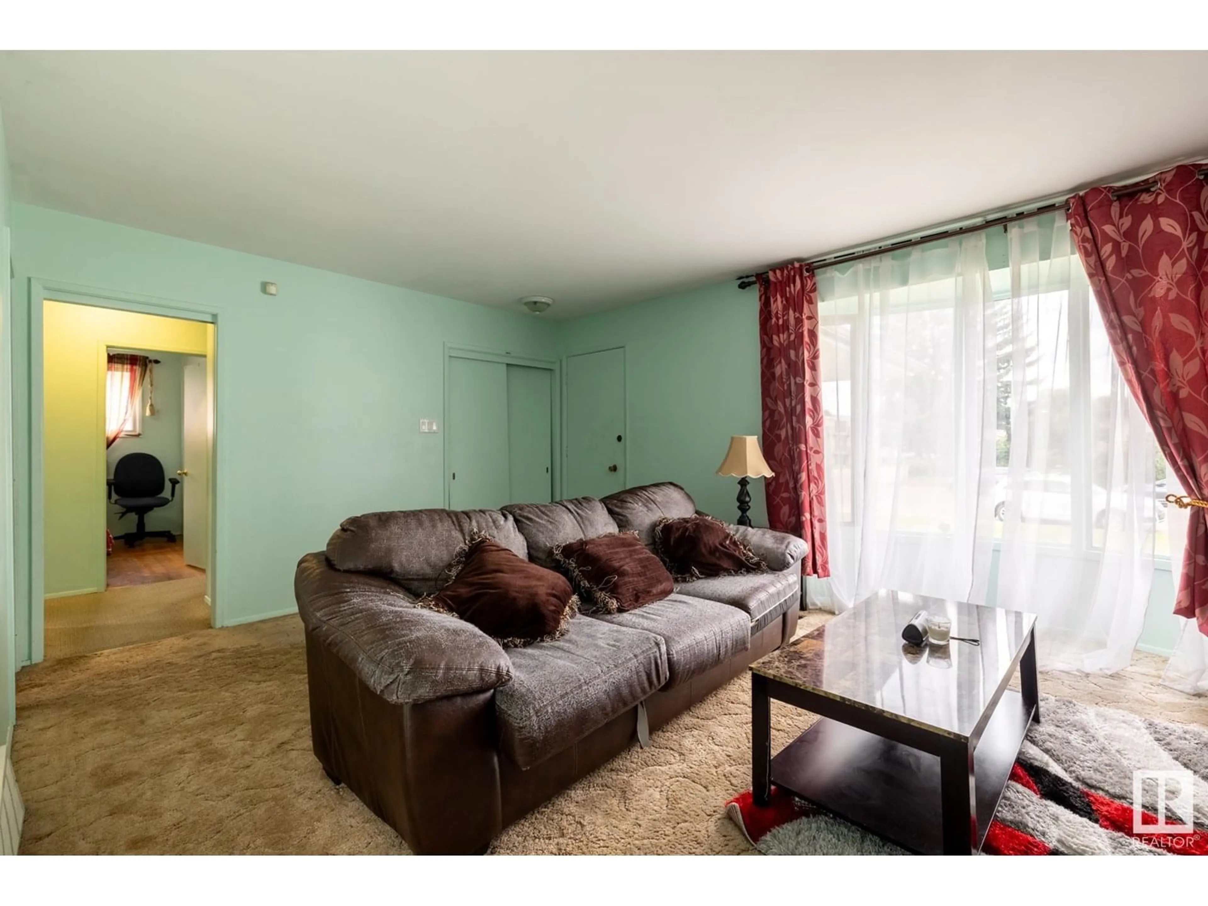 Living room with furniture, unknown for NW - 13303 58 ST, Edmonton Alberta T5A0P9