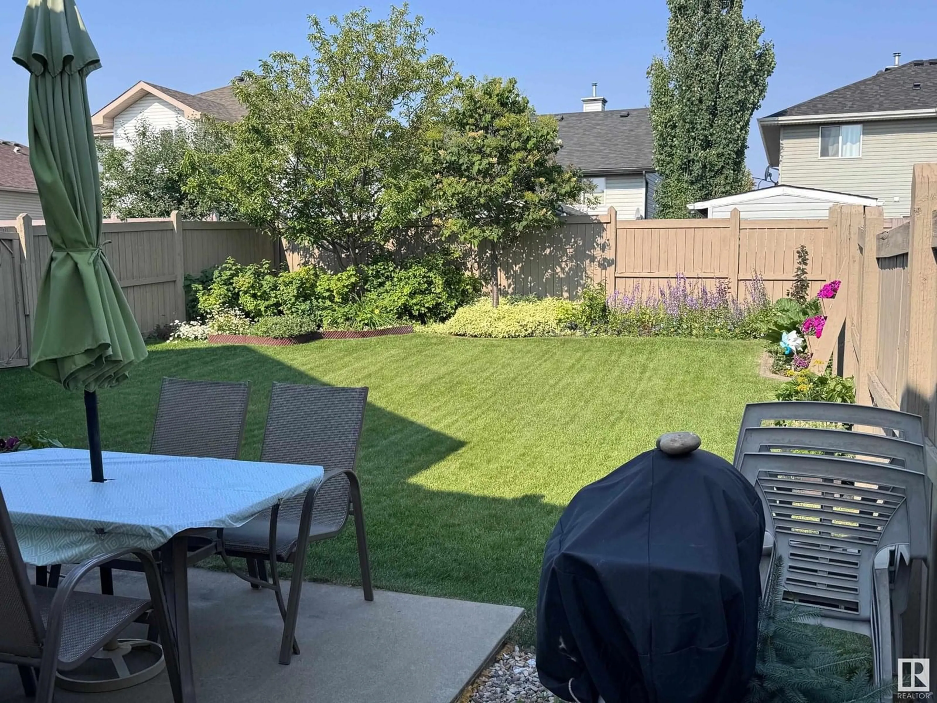 Patio, unknown for 74 CHRISTINA CO, Sherwood Park Alberta T8H2H4