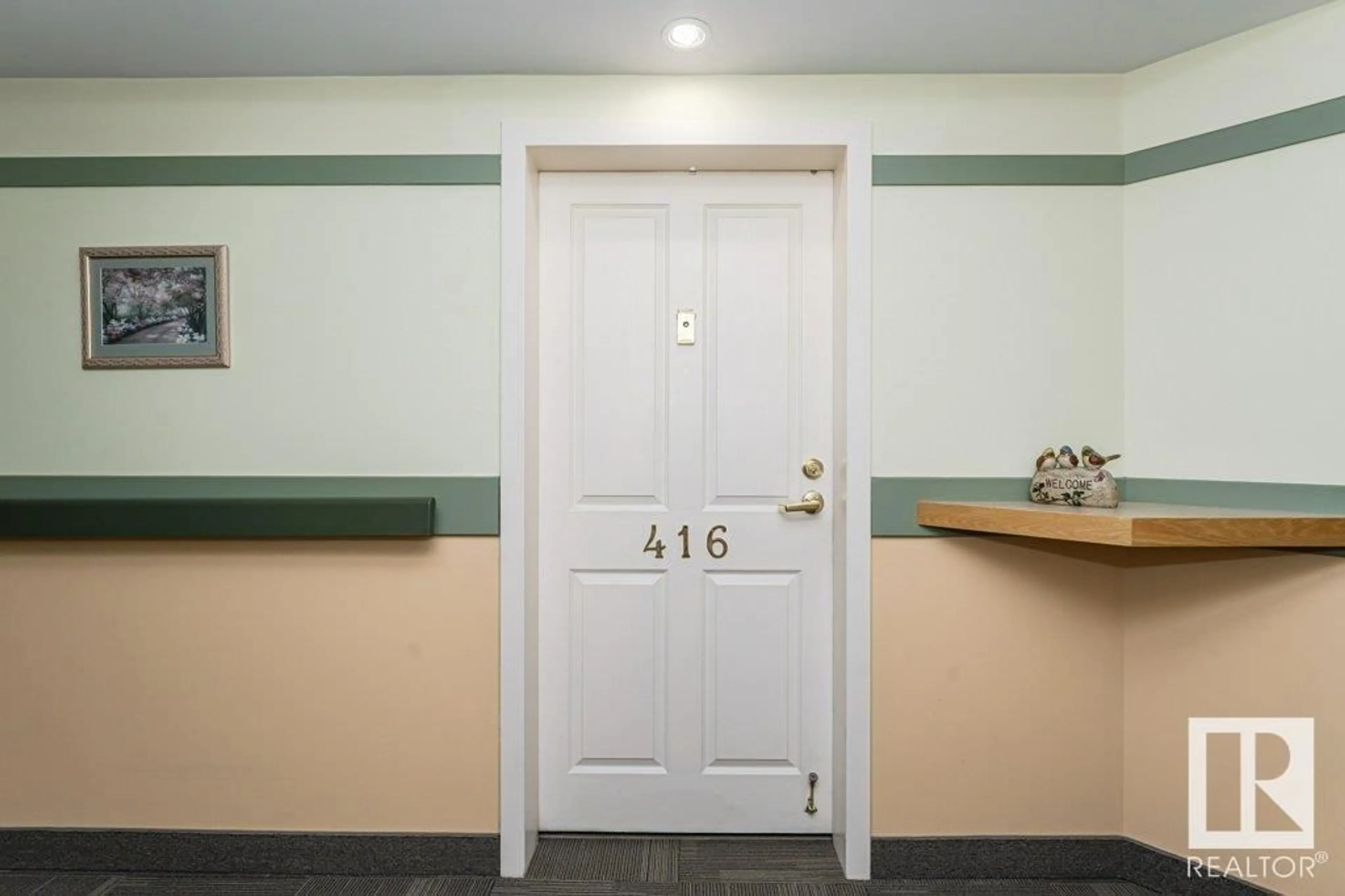 Indoor entryway for 78 - 416 MCKENNEY AV, St. Albert Alberta T8N1L9