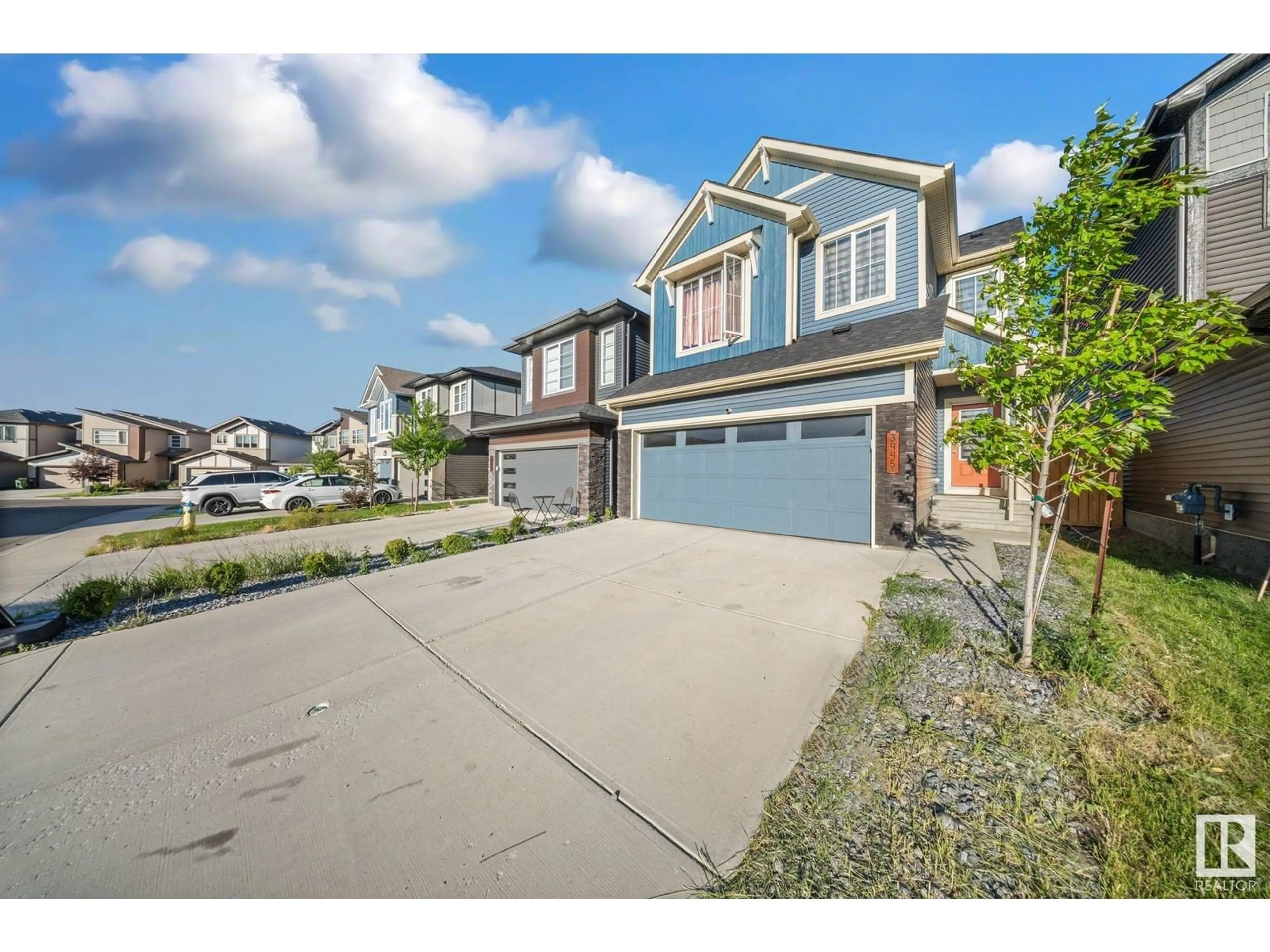 A pic from outside/outdoor area/front of a property/back of a property/a pic from drone, street for 3445 CHECKNITA TC, Edmonton Alberta T6W4W5