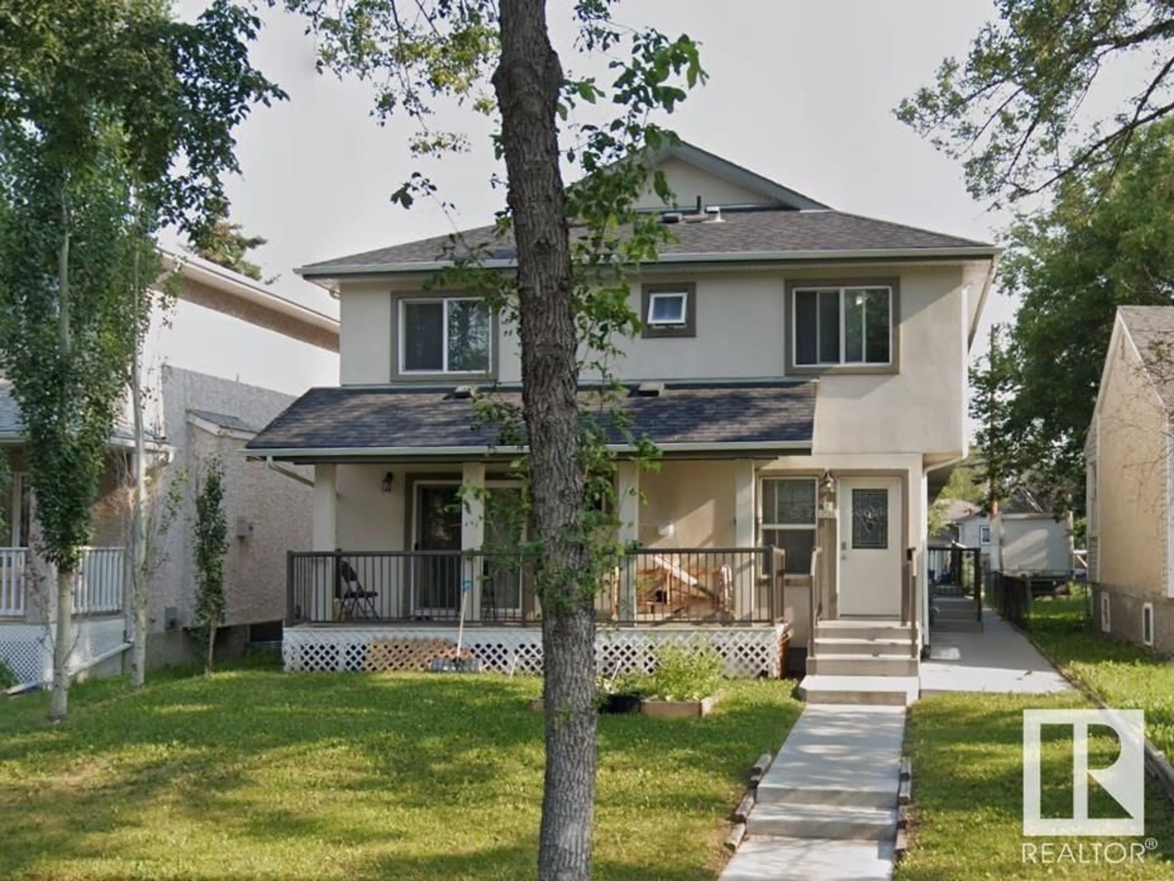 Home with vinyl exterior material, street for #1-4 - 8514 83 AV, Edmonton Alberta T6C1B1