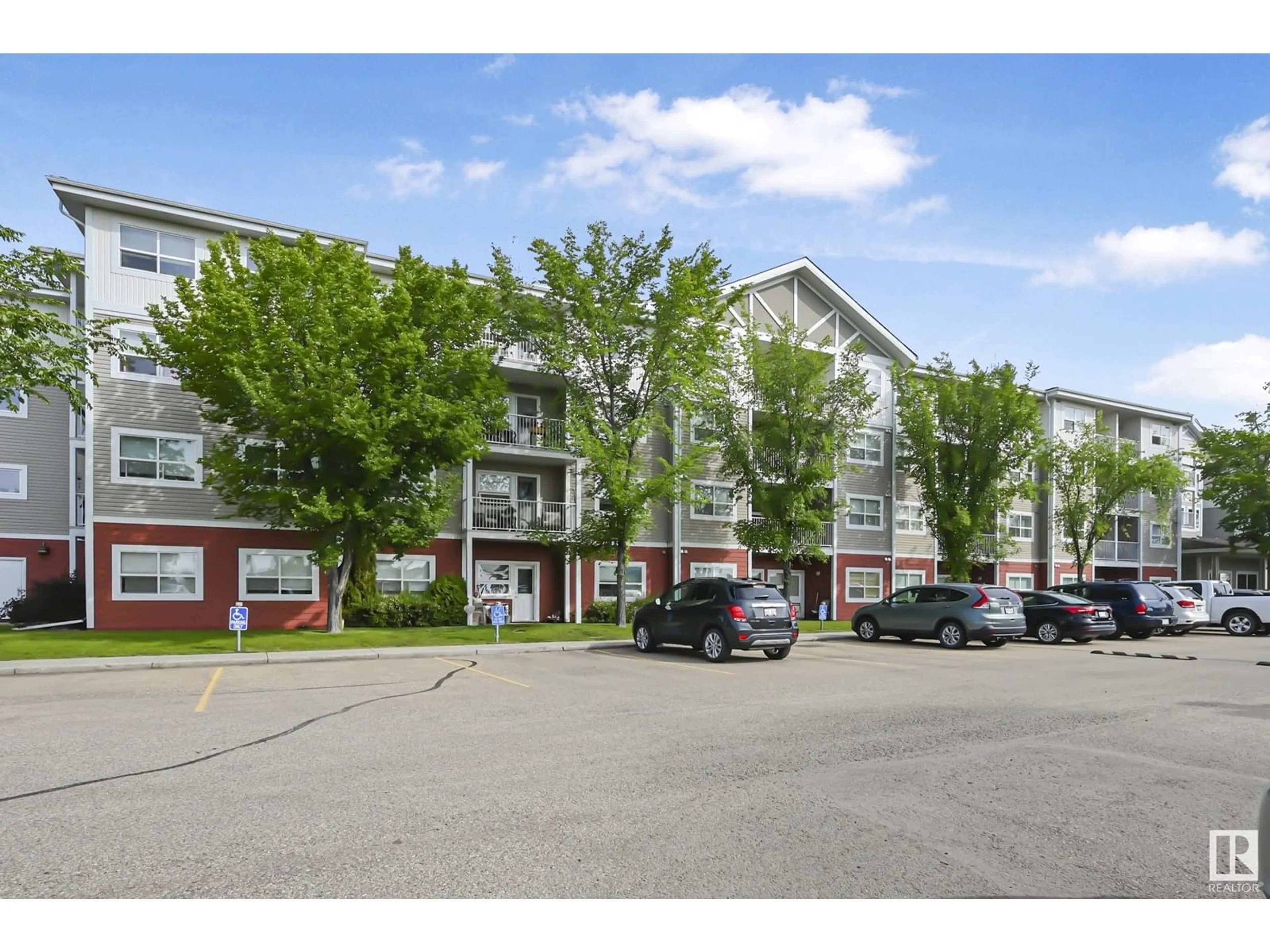 Unknown for 8802 - 426 SOUTHFORT DR, Fort Saskatchewan Alberta T8L4R6