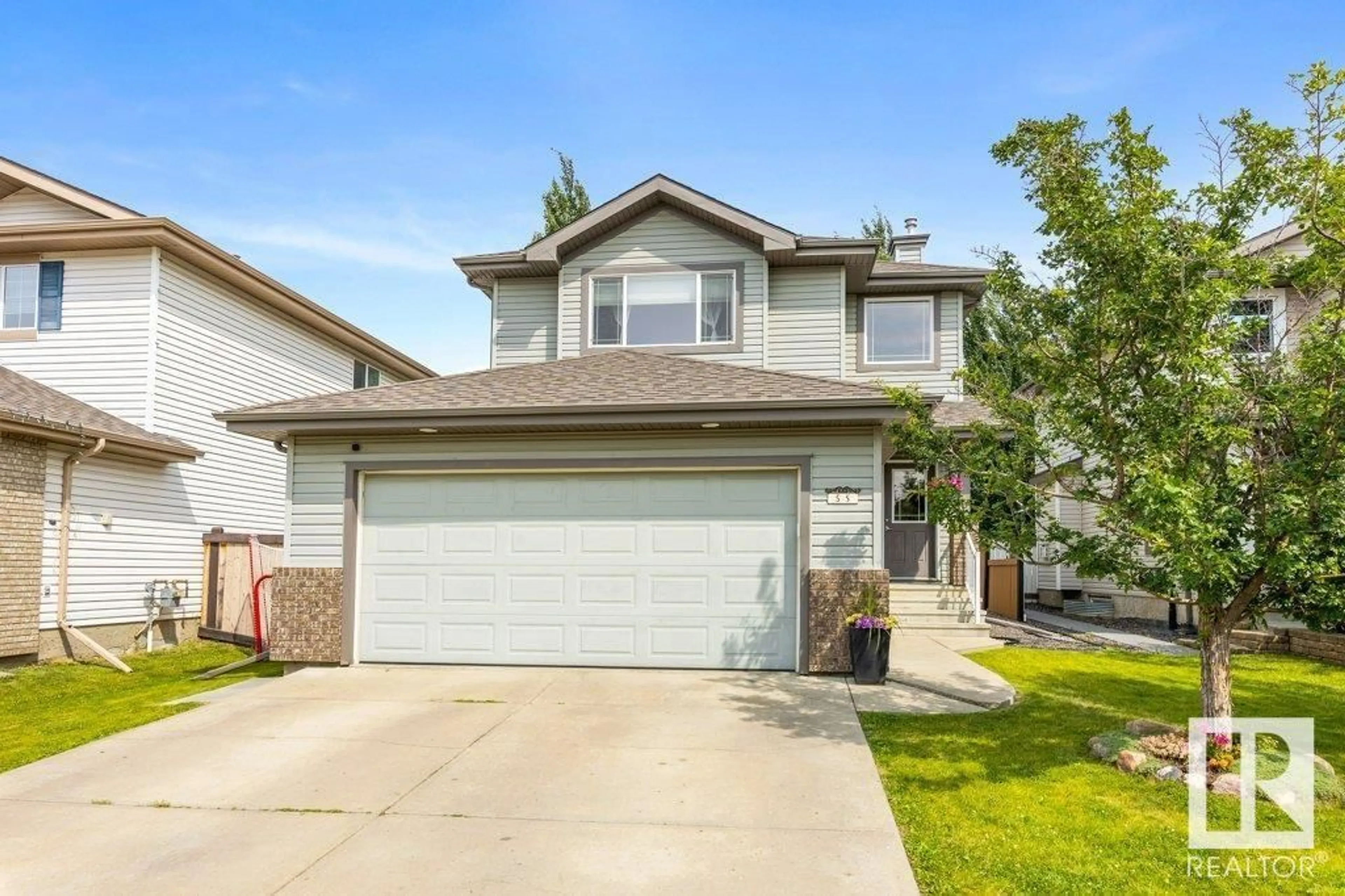 Home with vinyl exterior material, street for 55 NORRIS CR, St. Albert Alberta T8N7M5