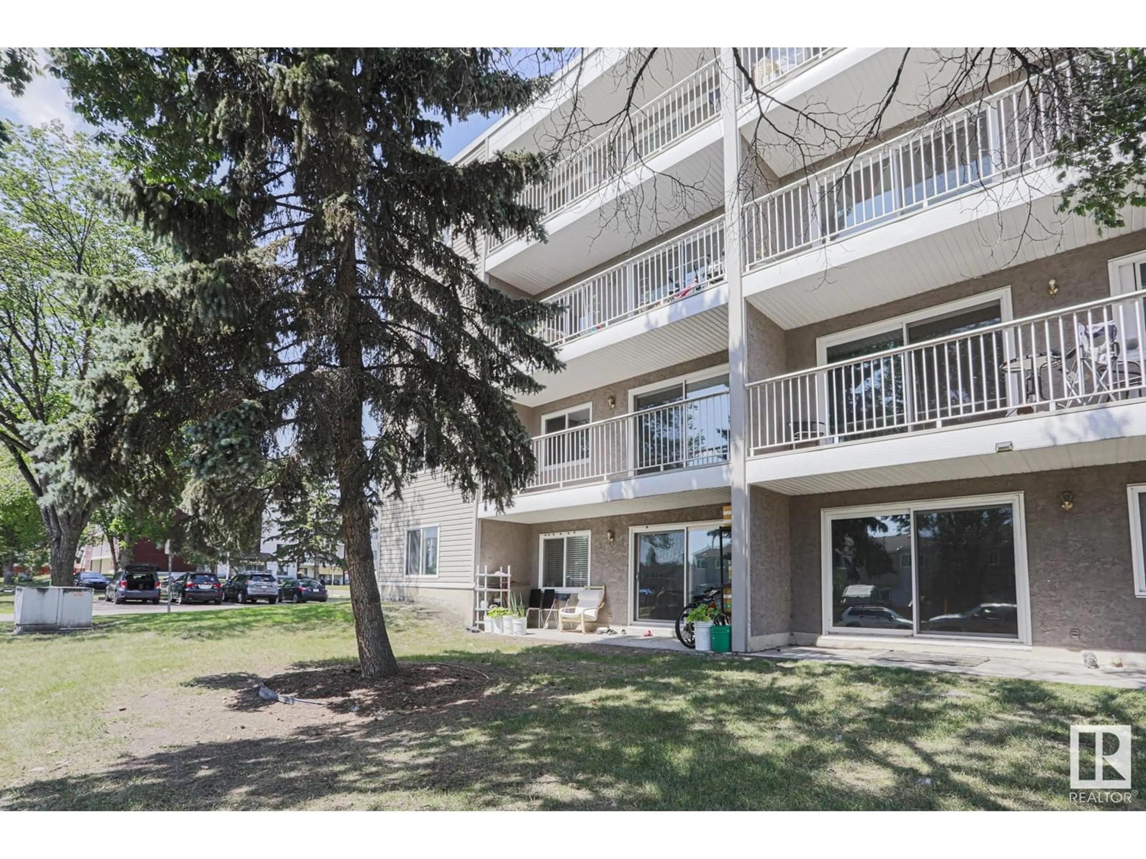 Patio, unknown for #211 - 18204 93 AV, Edmonton Alberta T5T2V2