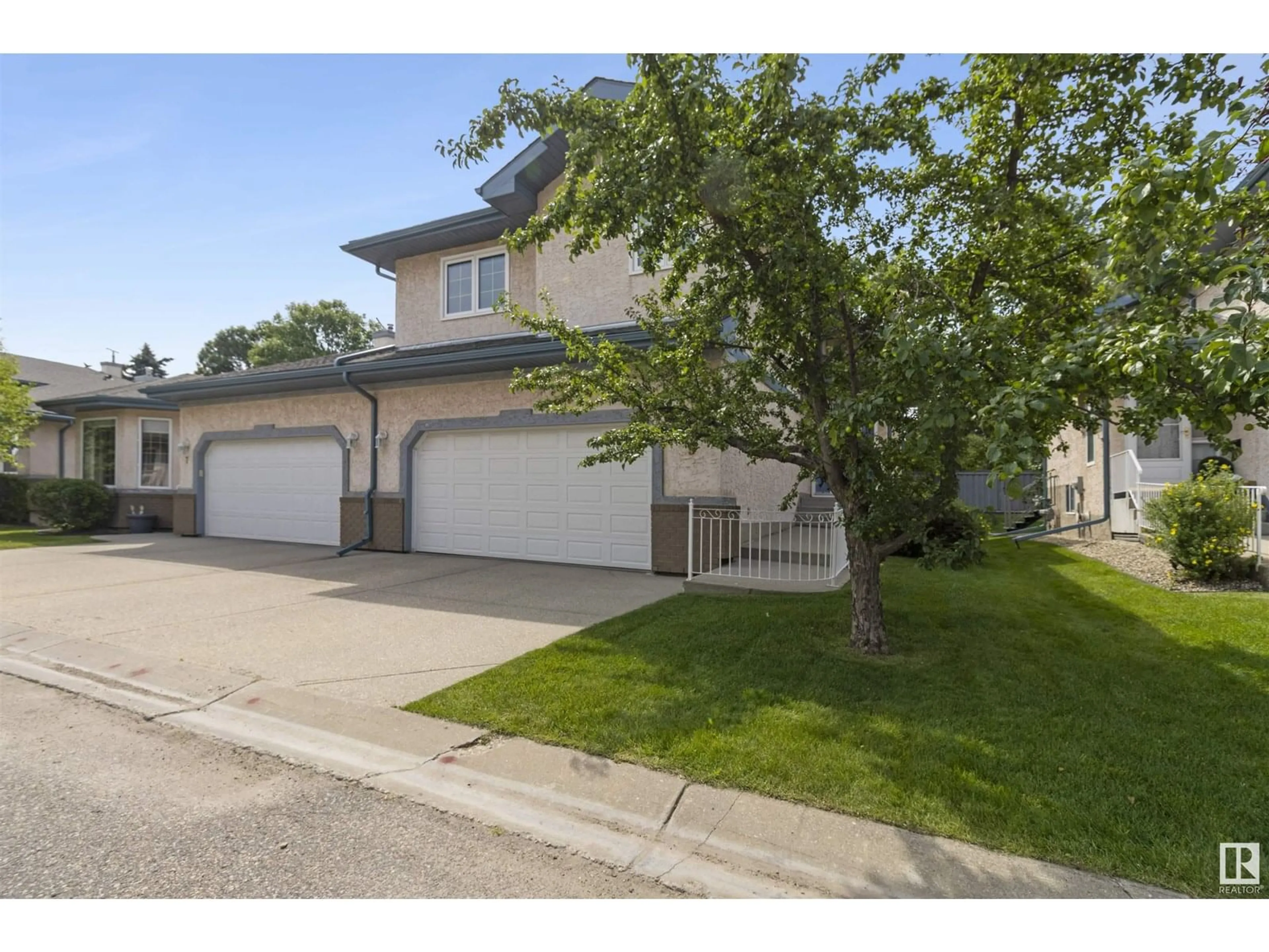 Unknown for ESTATES CO, Sherwood Park Alberta T8B1M9