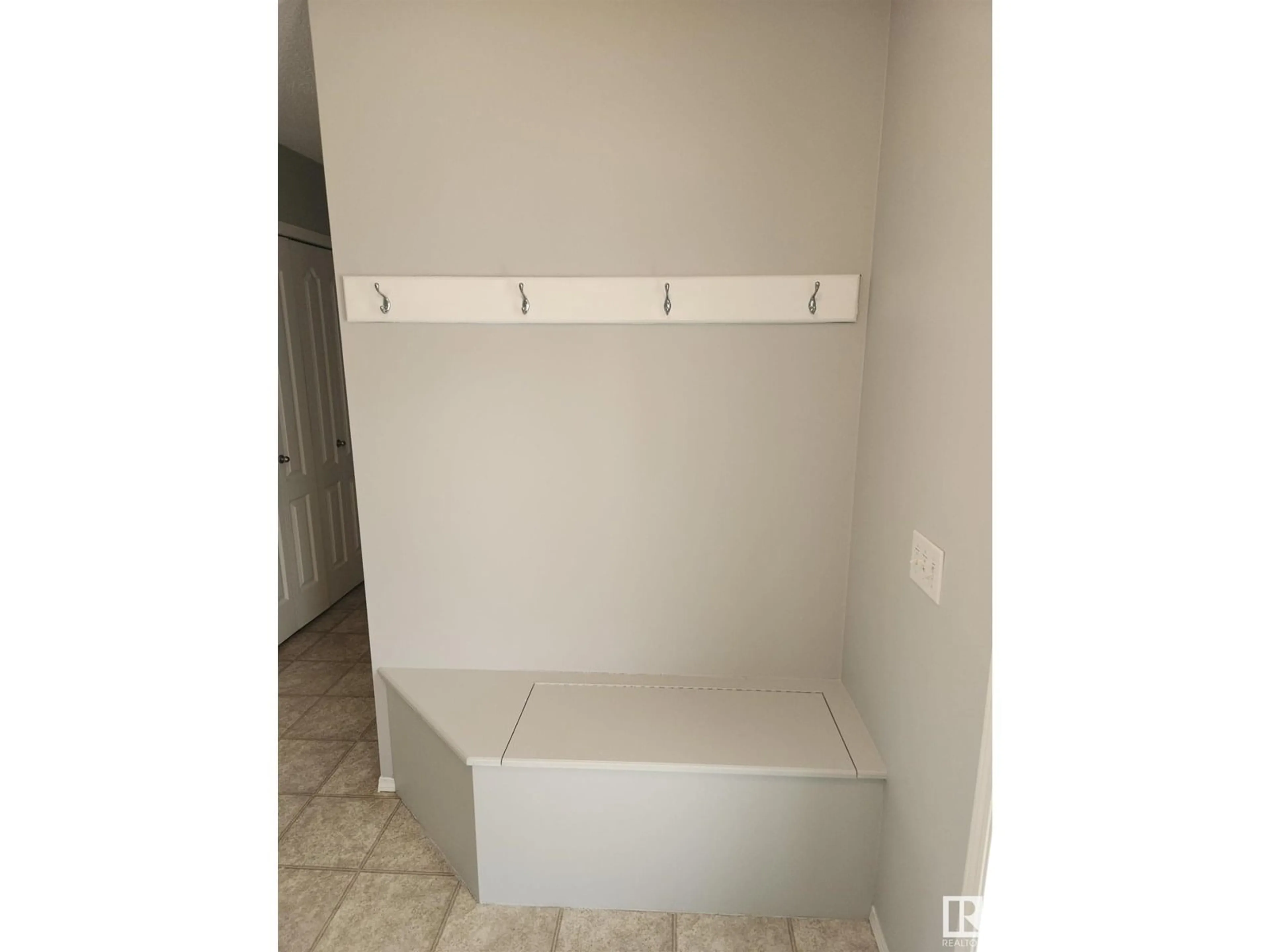 Storage room or clothes room or walk-in closet for 3 - 32 GROVE MEADOW DR, Spruce Grove Alberta T7X4L9