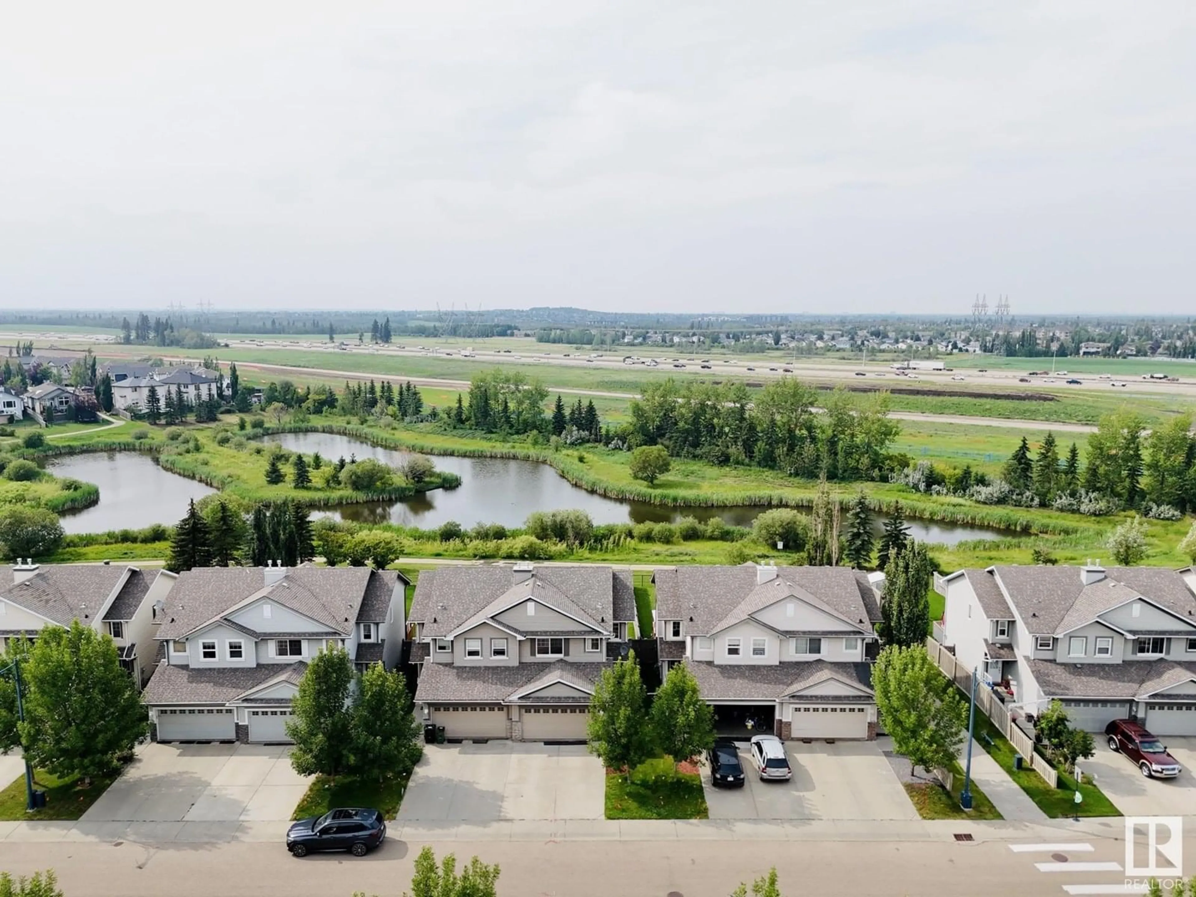 A pic from outside/outdoor area/front of a property/back of a property/a pic from drone, unknown for 1644 MELROSE PL, Edmonton Alberta T6W1X5