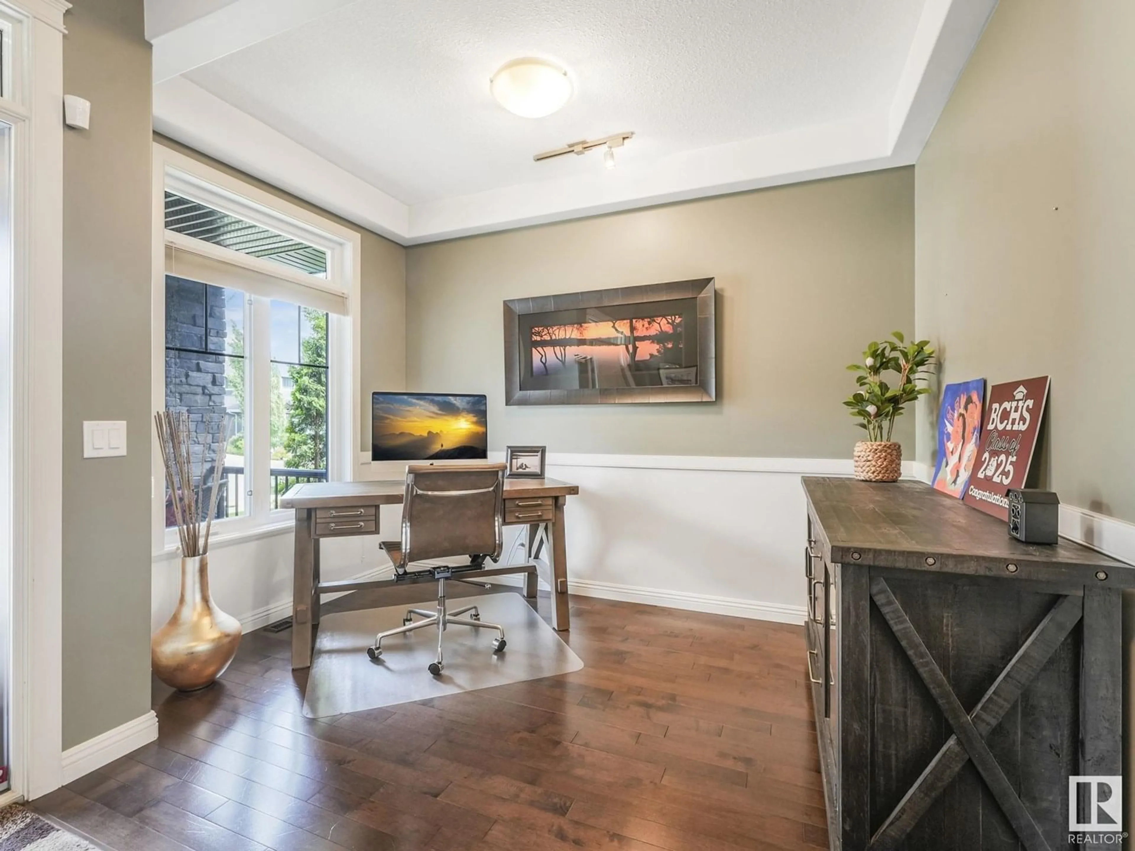 A pic of a room for 68 LACOMBE DR, St. Albert Alberta T8N4E8