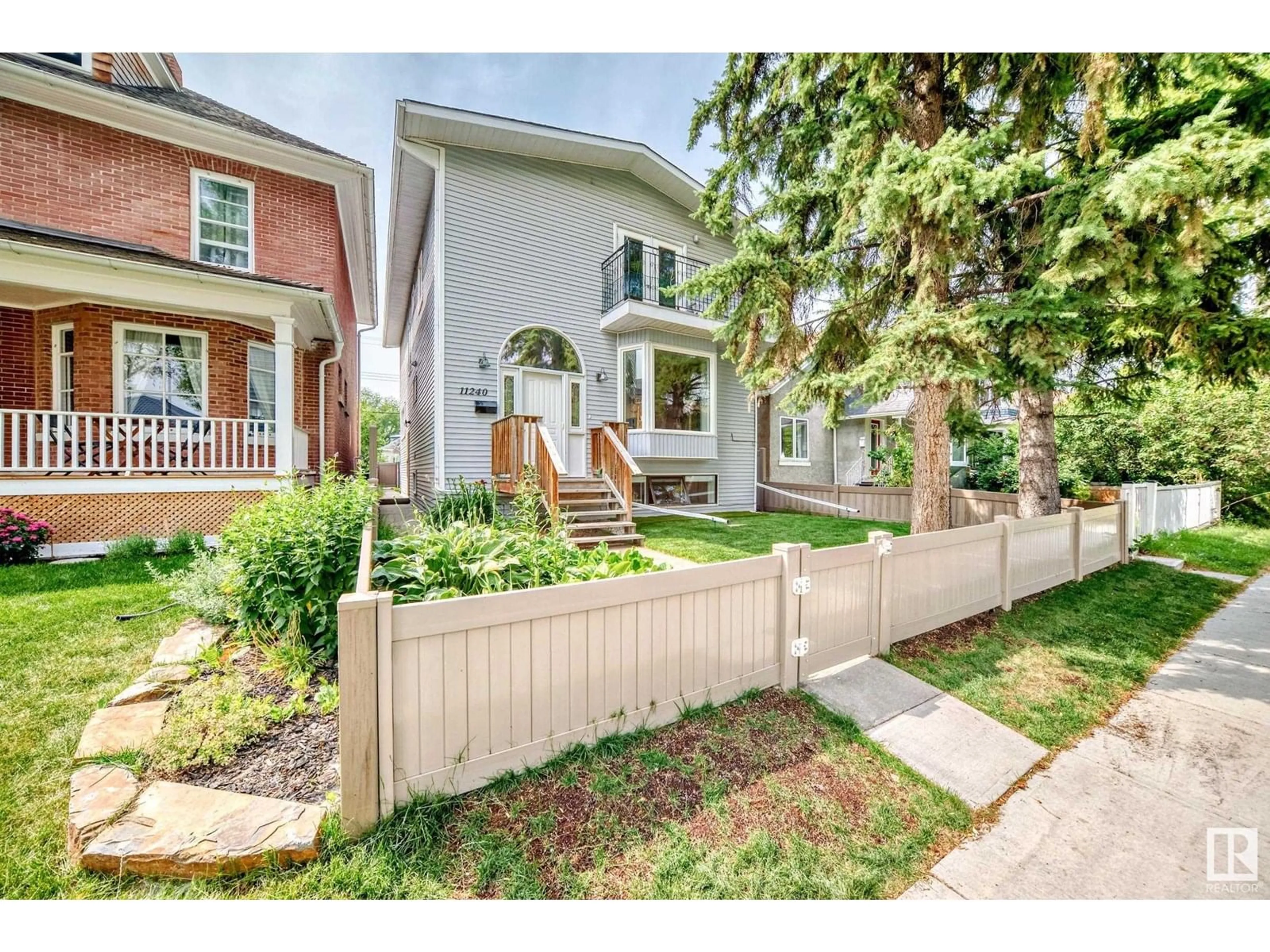 Unknown for 11240 95A ST, Edmonton Alberta T5G1N8