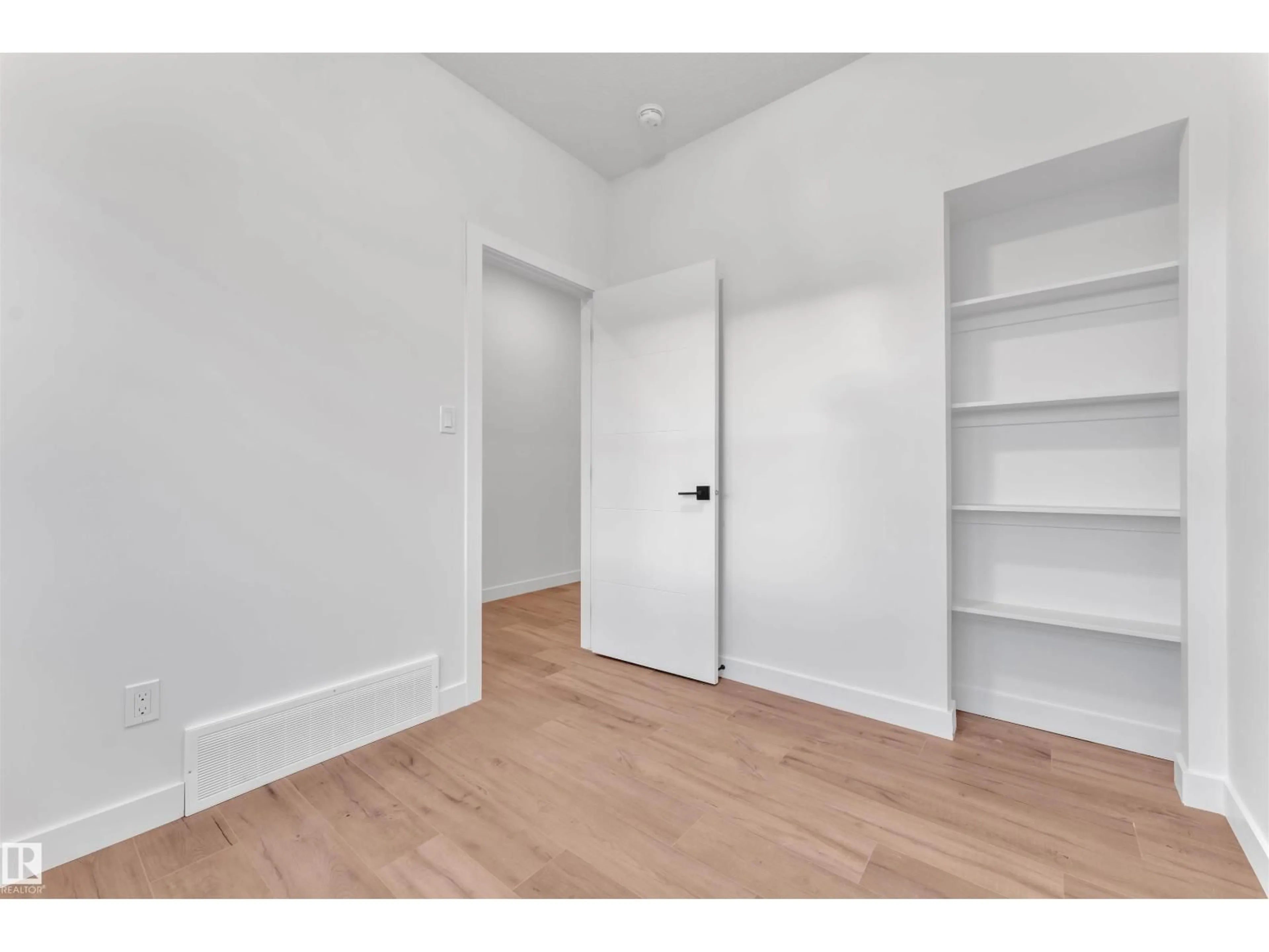 Storage room or clothes room or walk-in closet for 50 HAZELWOOD LN, Spruce Grove Alberta T7X0R7