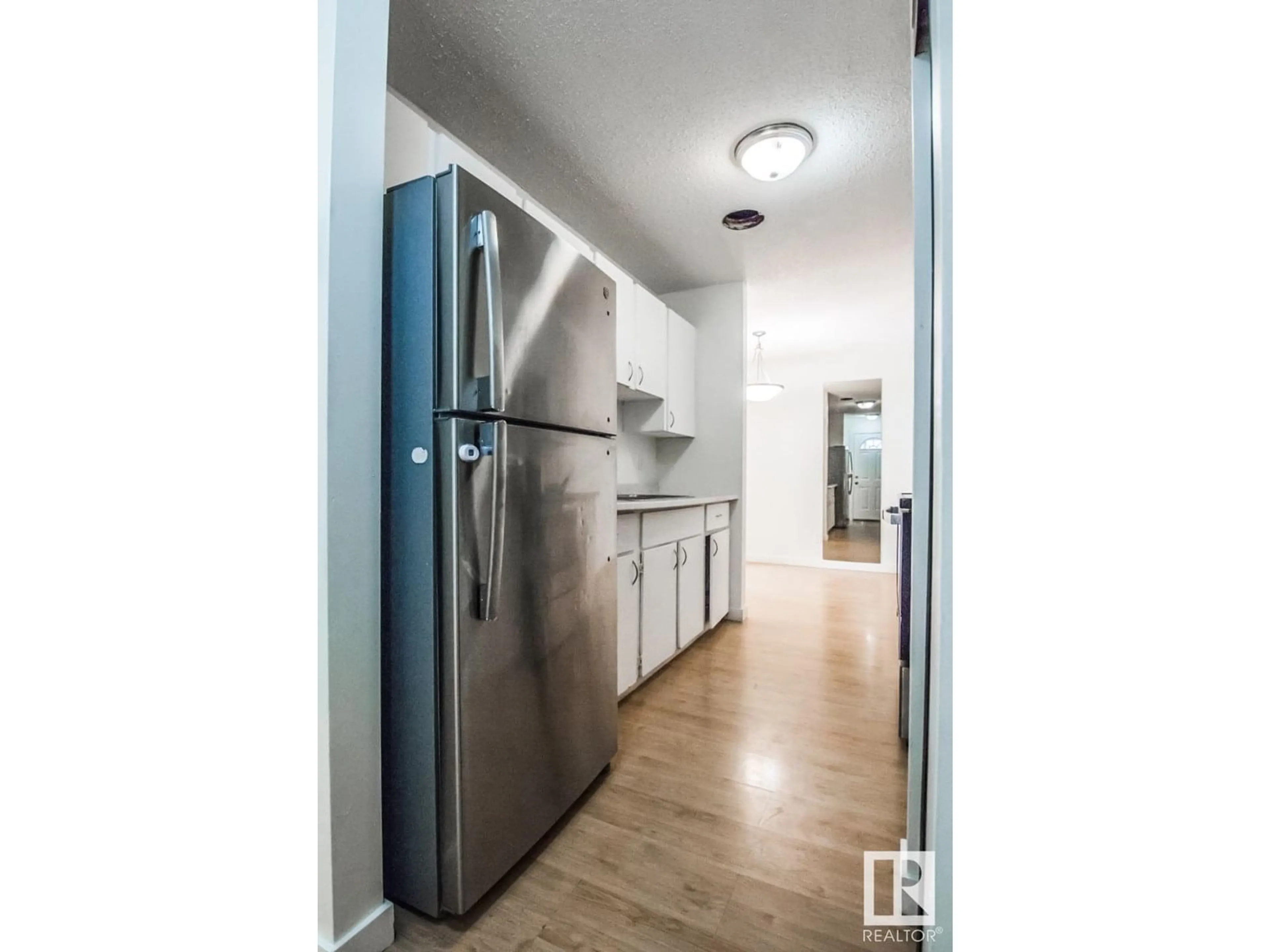 Unknown for 18241 86 AV NW, Edmonton Alberta T5T1T7