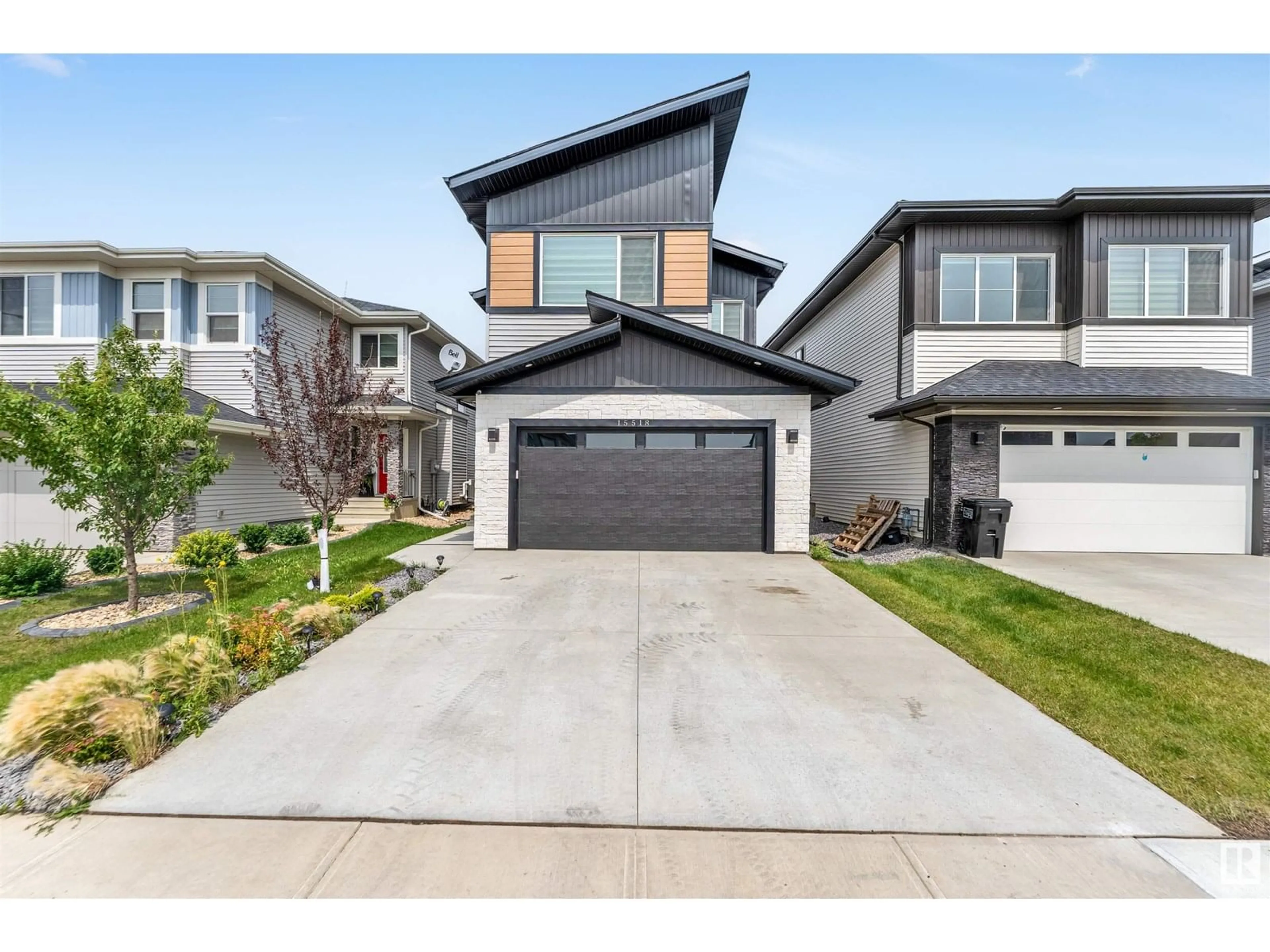 Unknown for SW - 15518 13A AV, Edmonton Alberta T6W1A4