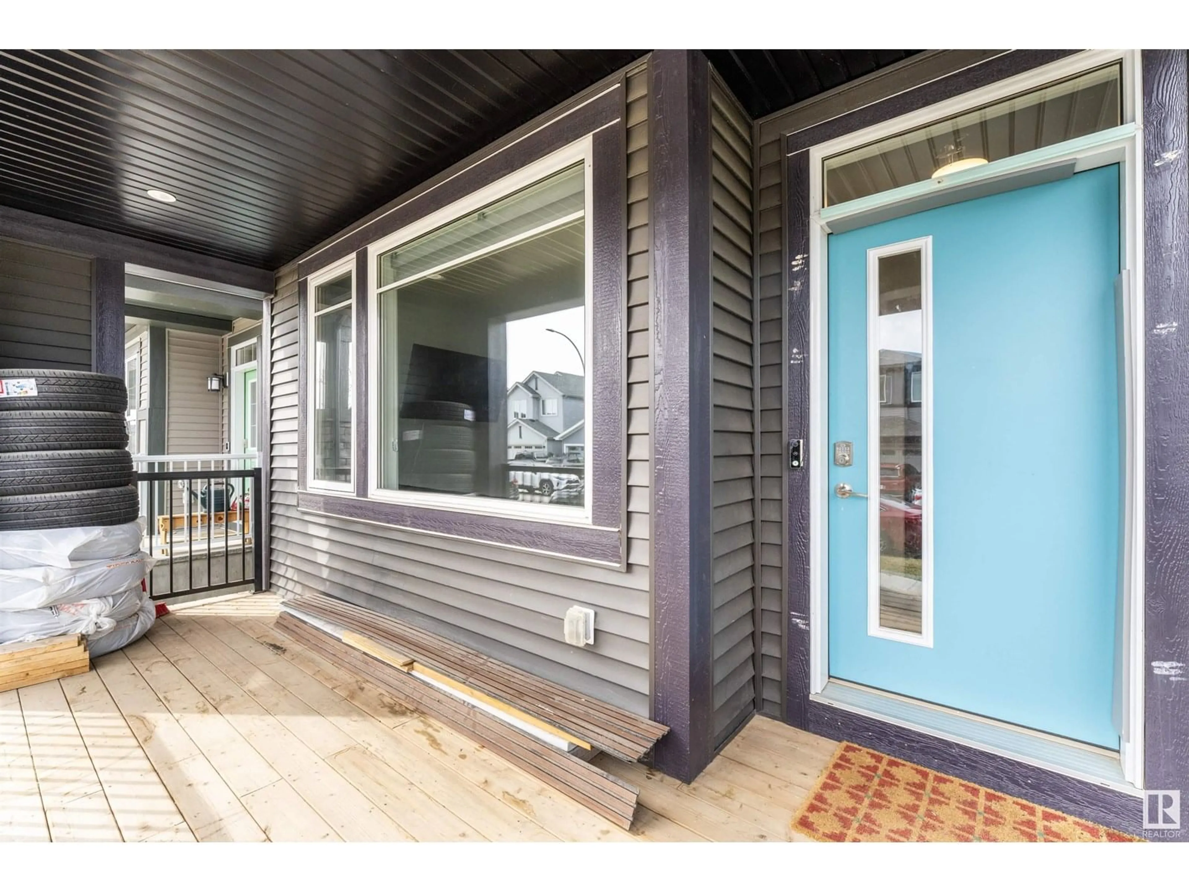 Indoor entryway for NW - 9912 226 ST, Edmonton Alberta T5T7V2