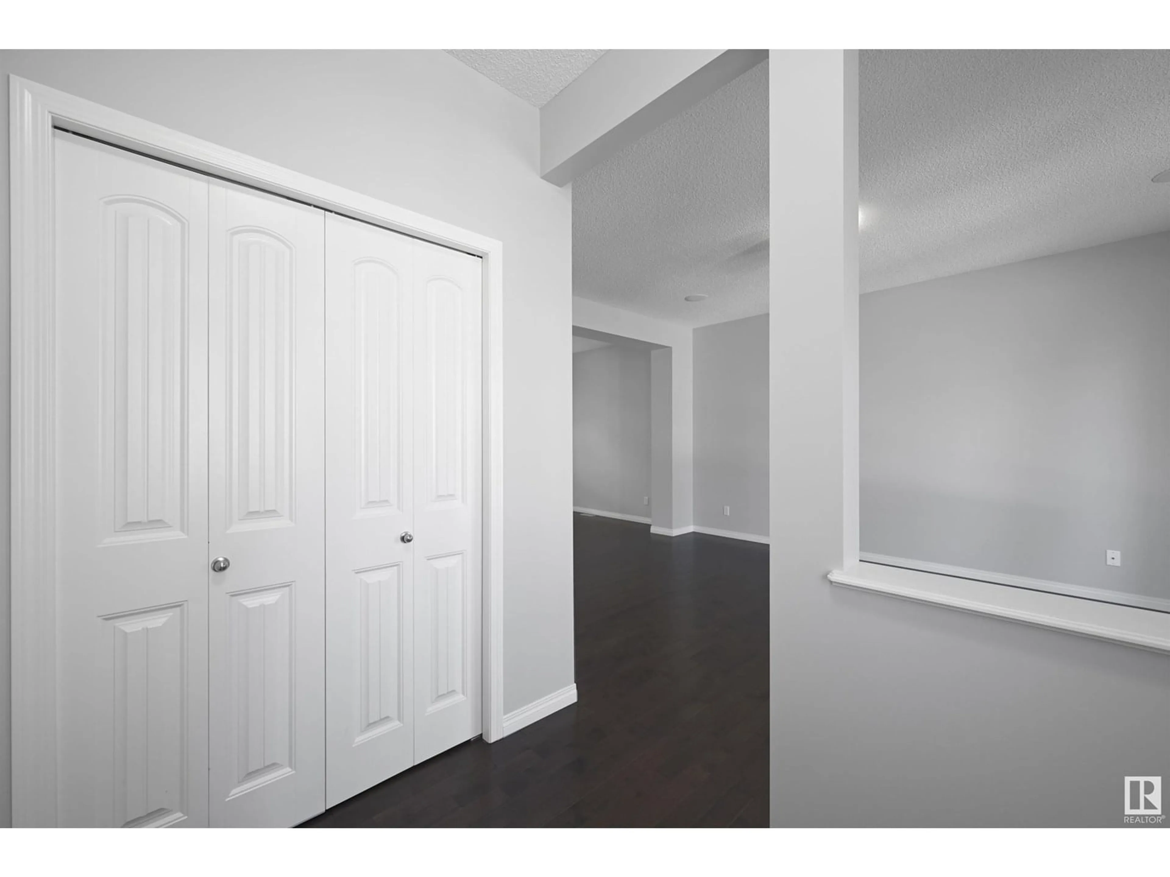 Unknown for 3114 ARTHURS CR, Edmonton Alberta T6W2H7