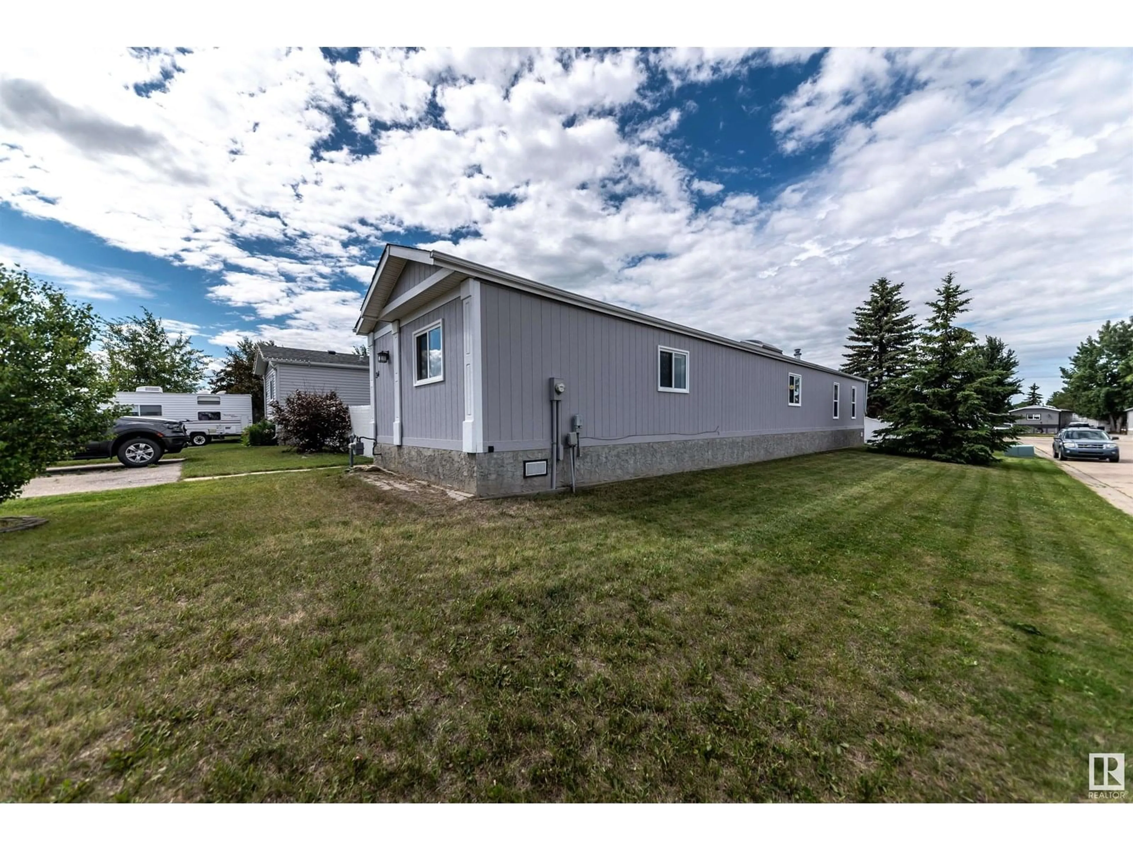 Unknown for 34 SUNSET BV, Spruce Grove Alberta T7X3H8