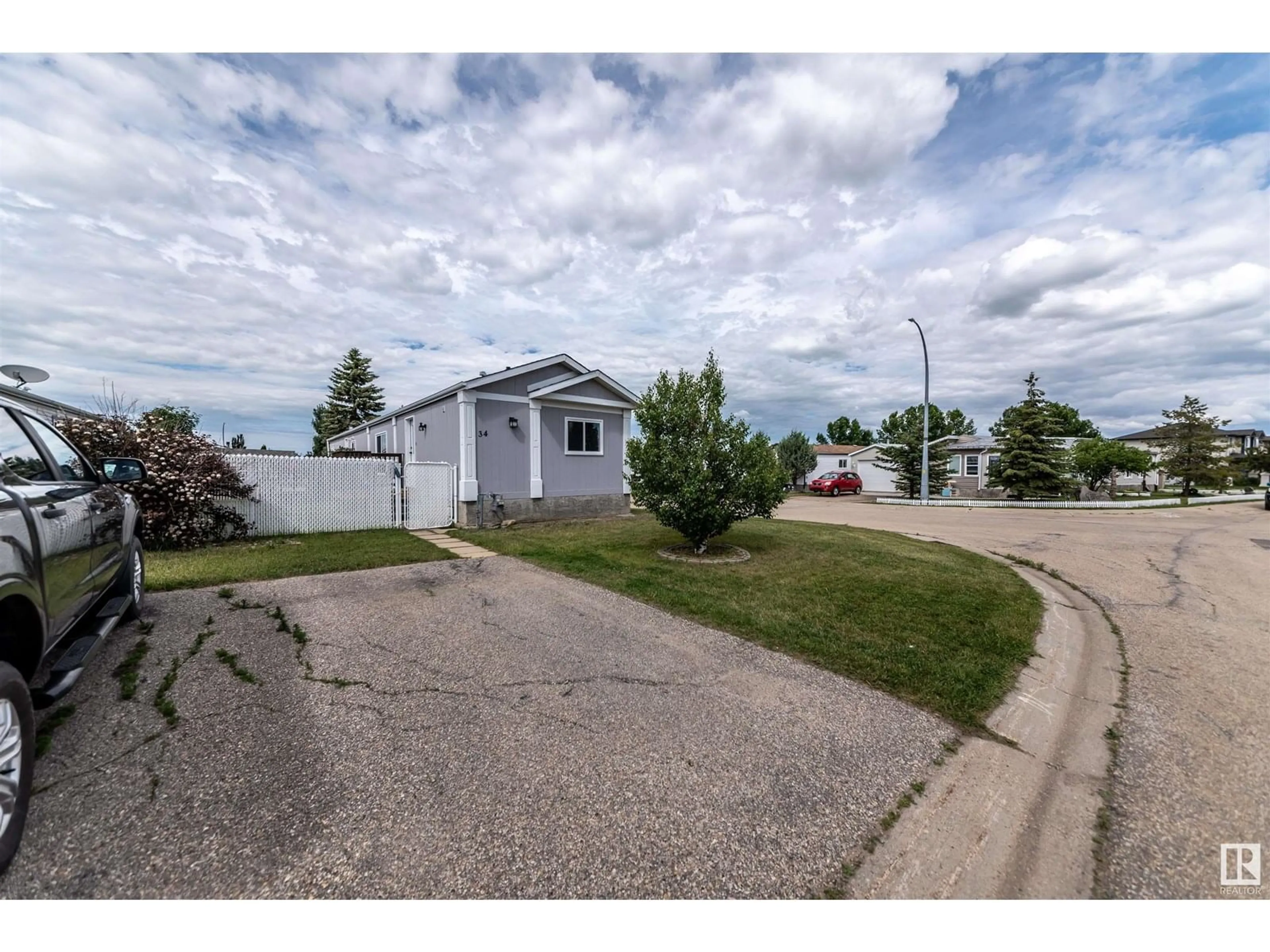 Unknown for 34 SUNSET BV, Spruce Grove Alberta T7X3H8