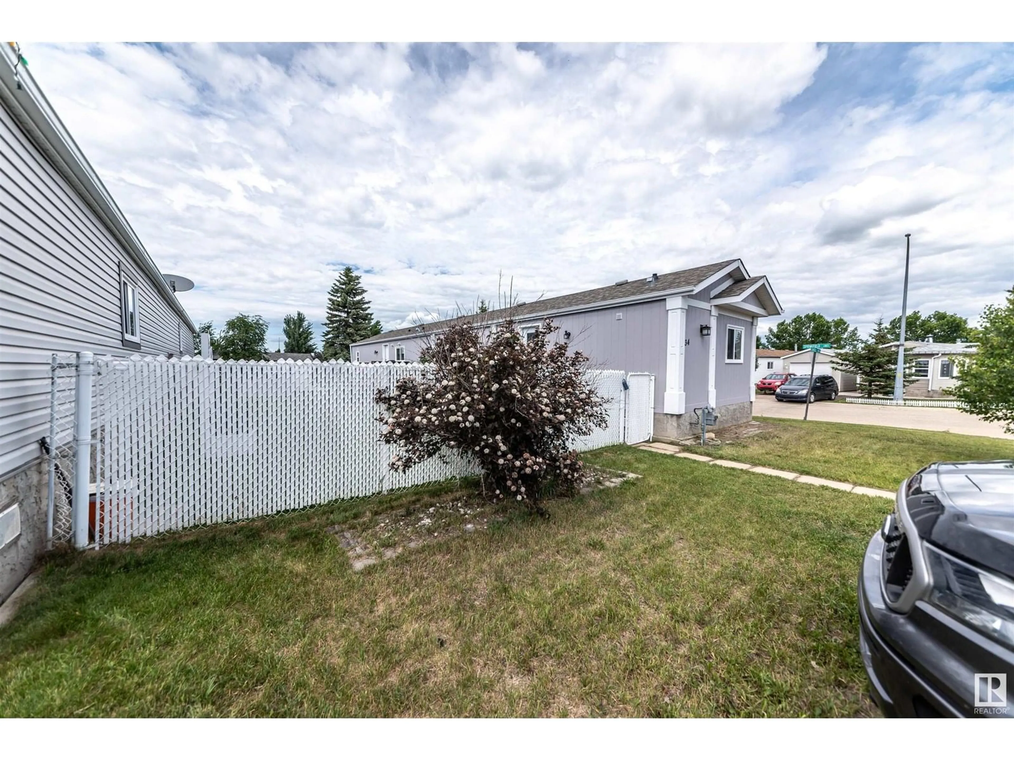Unknown for 34 SUNSET BV, Spruce Grove Alberta T7X3H8