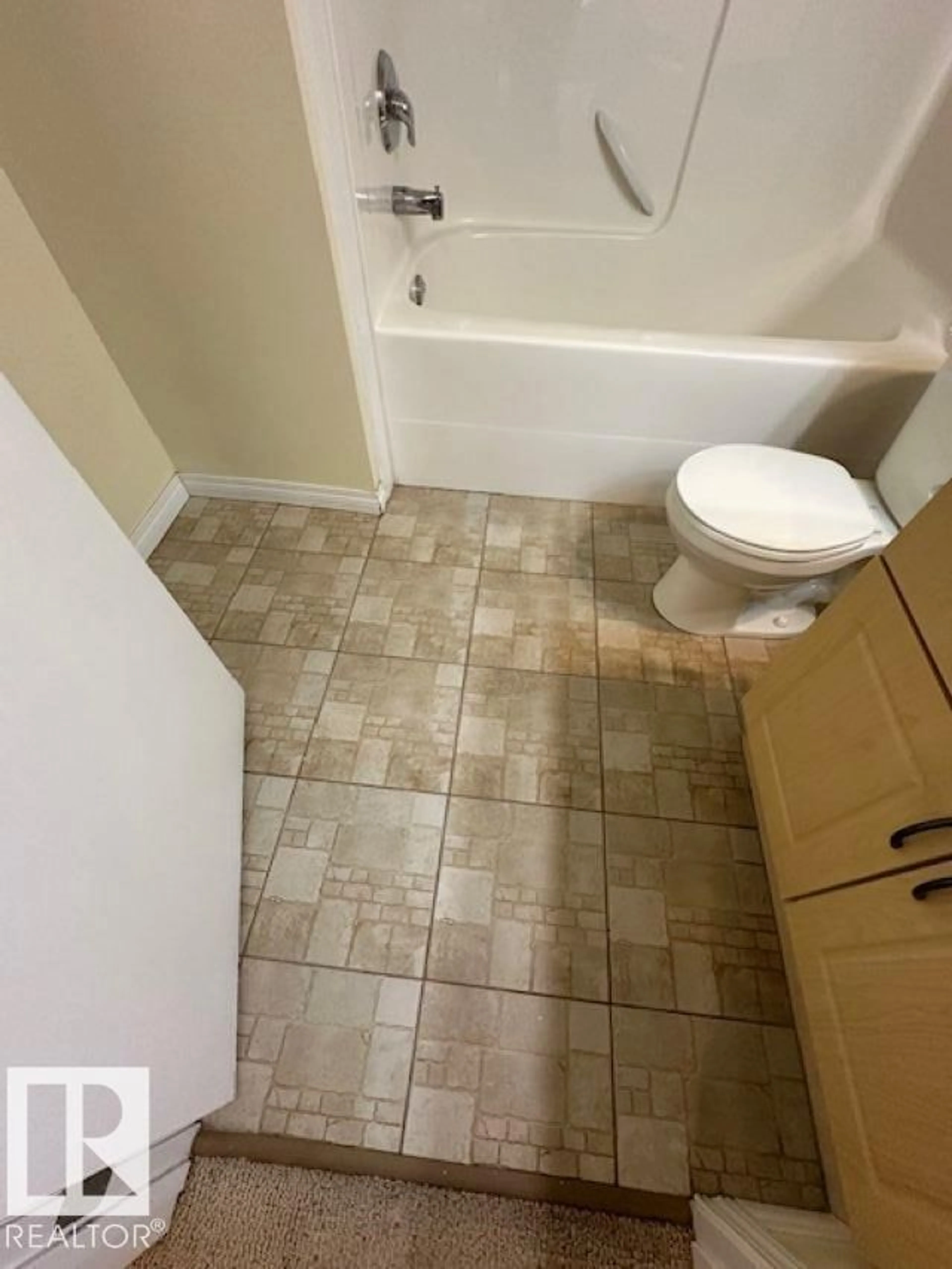 A pic of a room for #311 - 4304 139 AV, Edmonton Alberta T5Y0H6