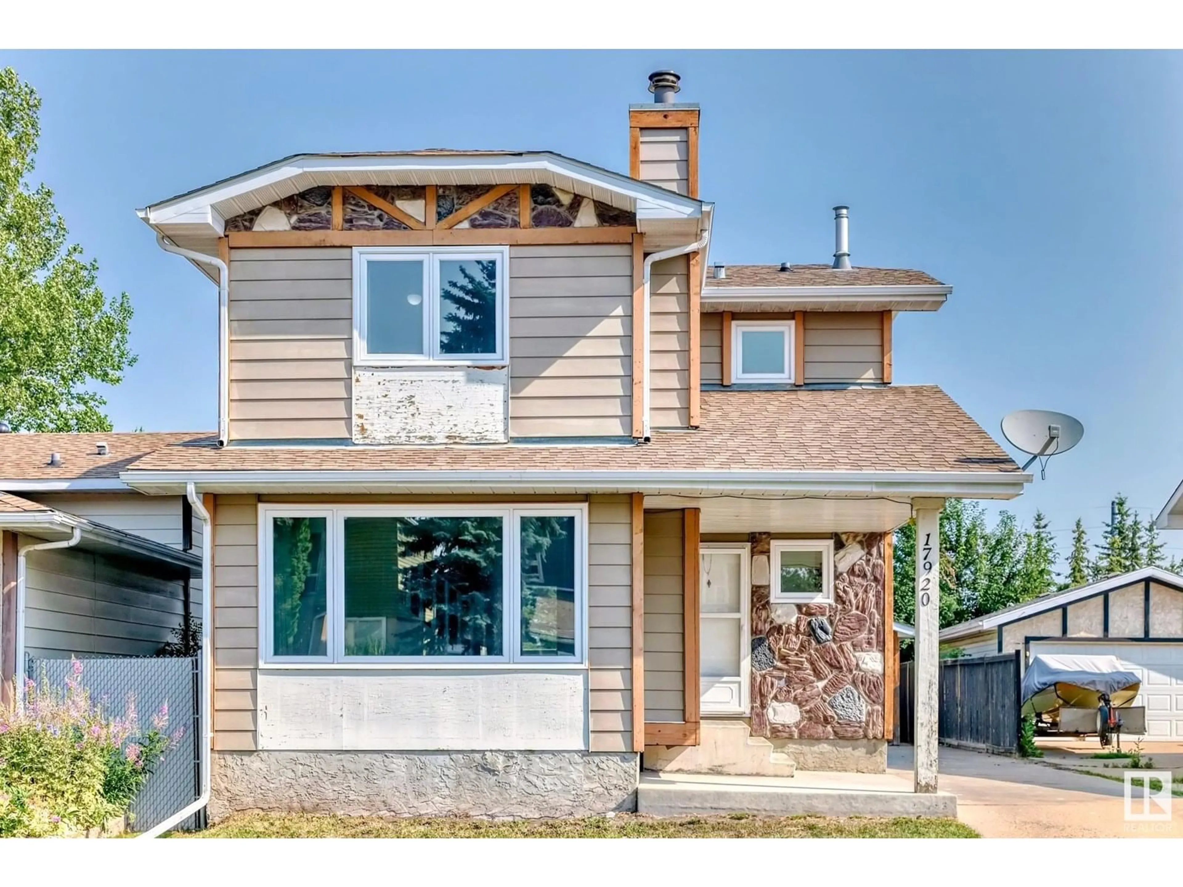 Home with vinyl exterior material, street for 17920 78 AV, Edmonton Alberta T5T3R7