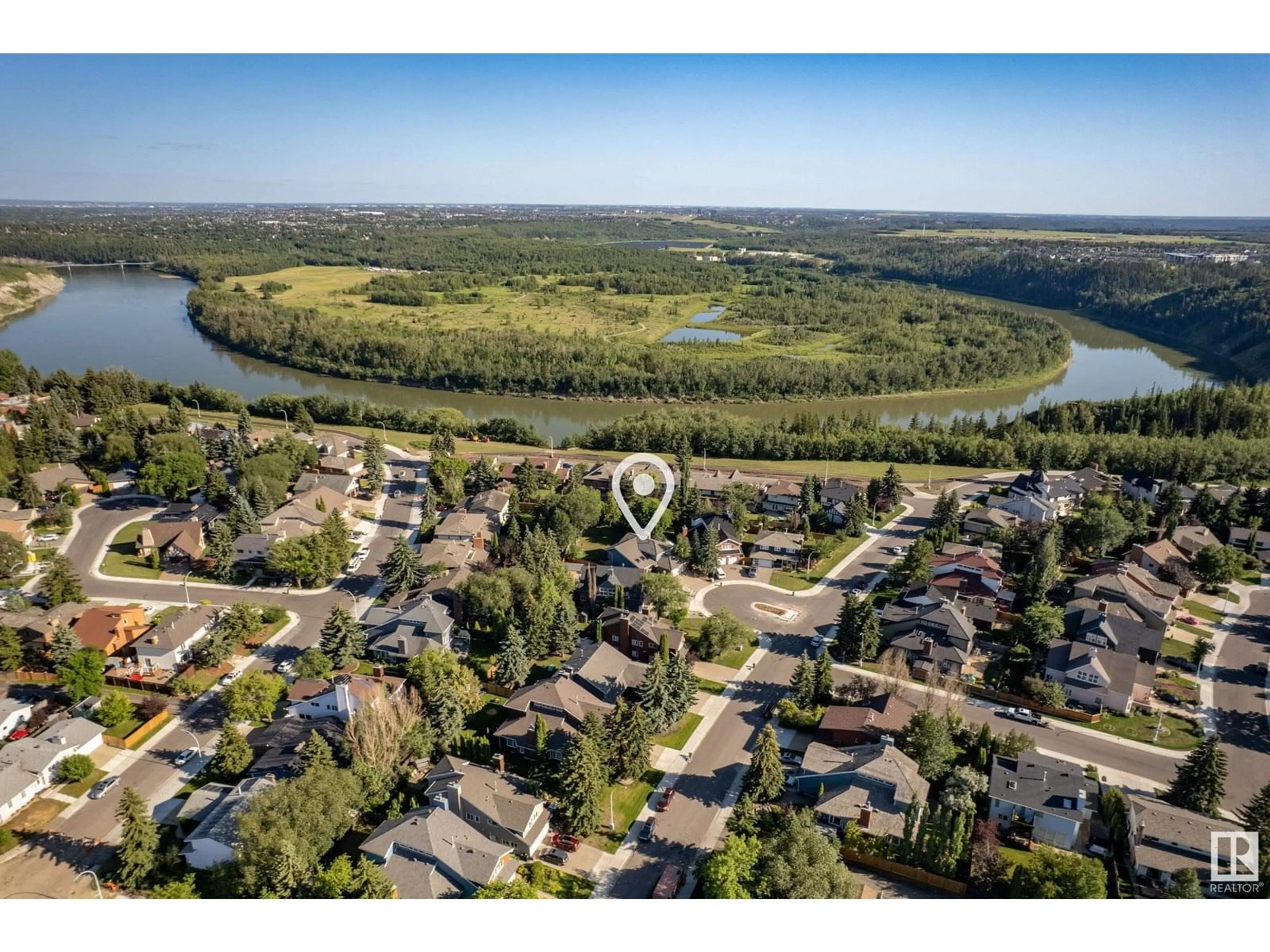 A pic from outside/outdoor area/front of a property/back of a property/a pic from drone, water/lake/river/ocean view for 5503 174 ST, Edmonton Alberta T6M1E2