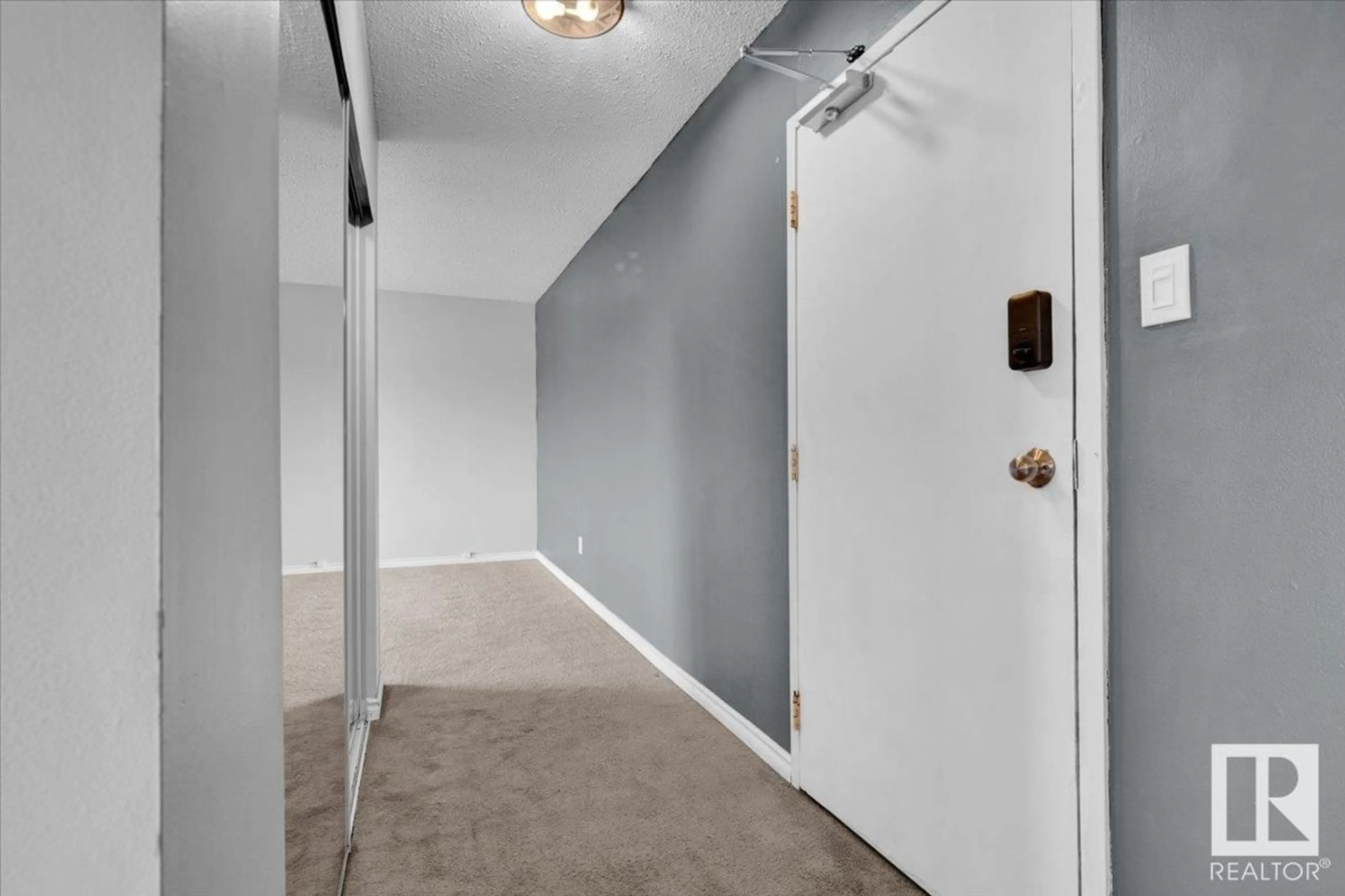 Unknown for 304E - 2908 116A AVE NW, Edmonton Alberta T5W4R7
