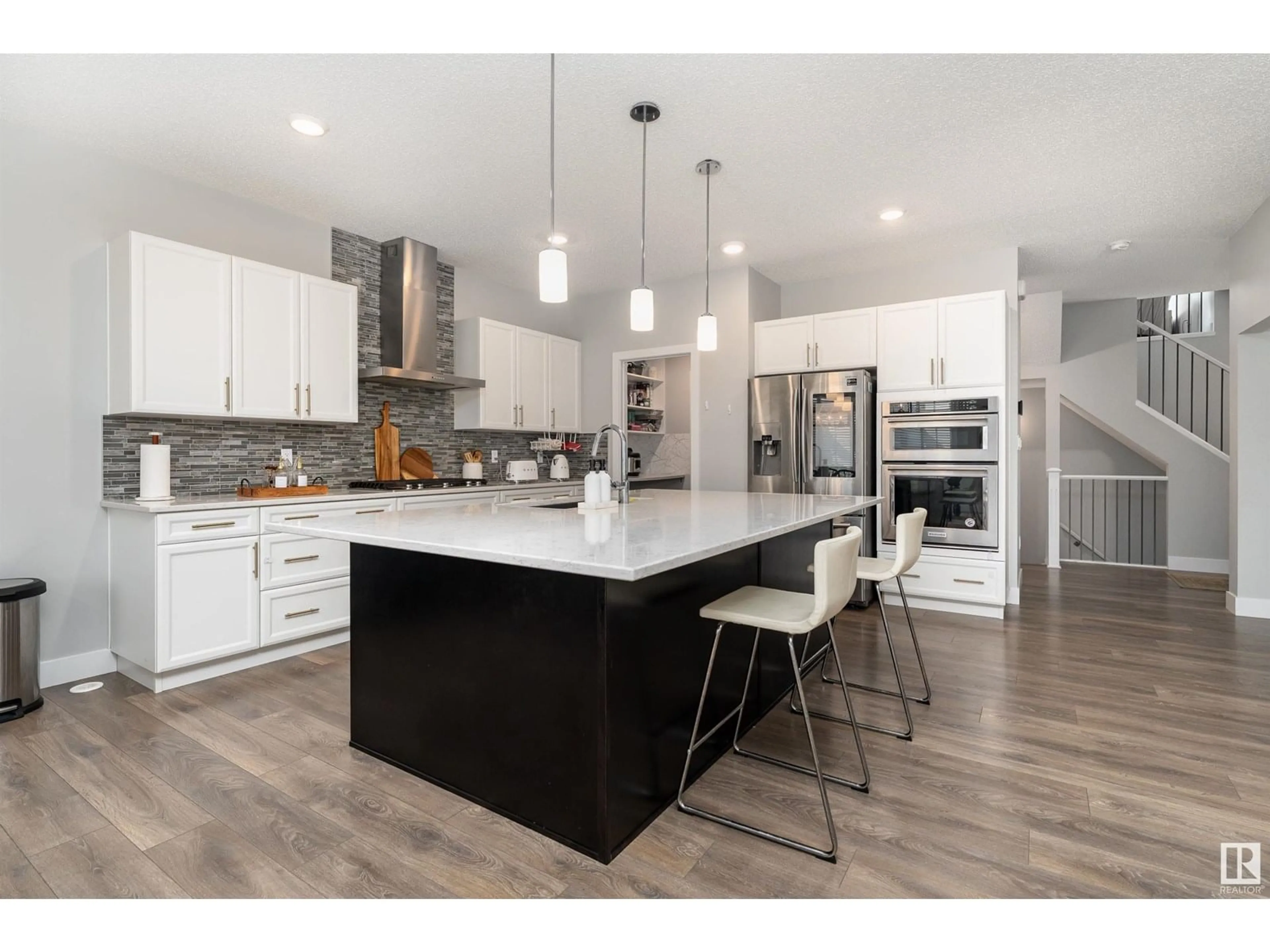Open concept kitchen, unknown for 5804 KEEPING CO, Edmonton Alberta T6W4K4