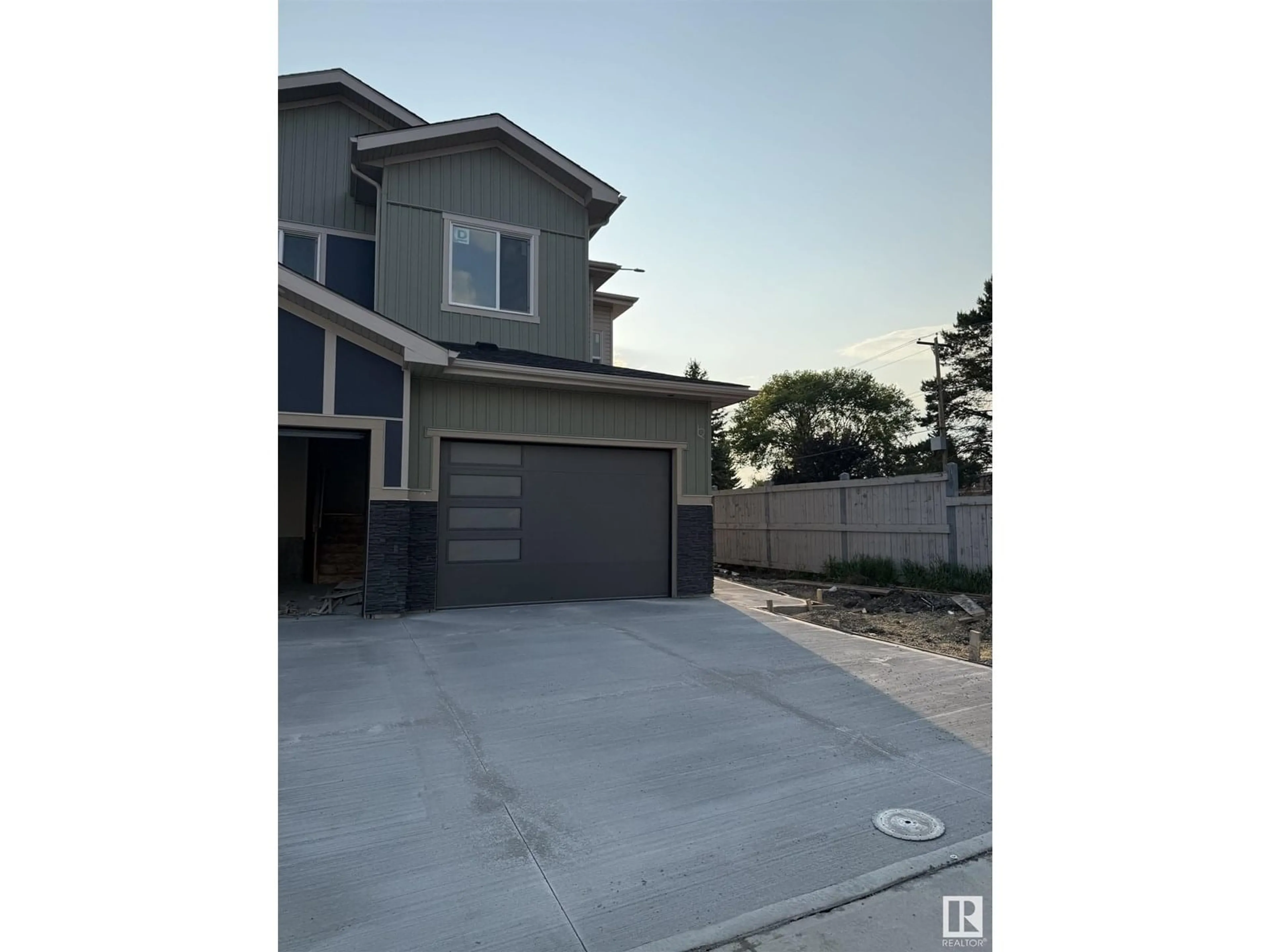 Unknown for 4912 46 ST, Beaumont Alberta T6X1H9