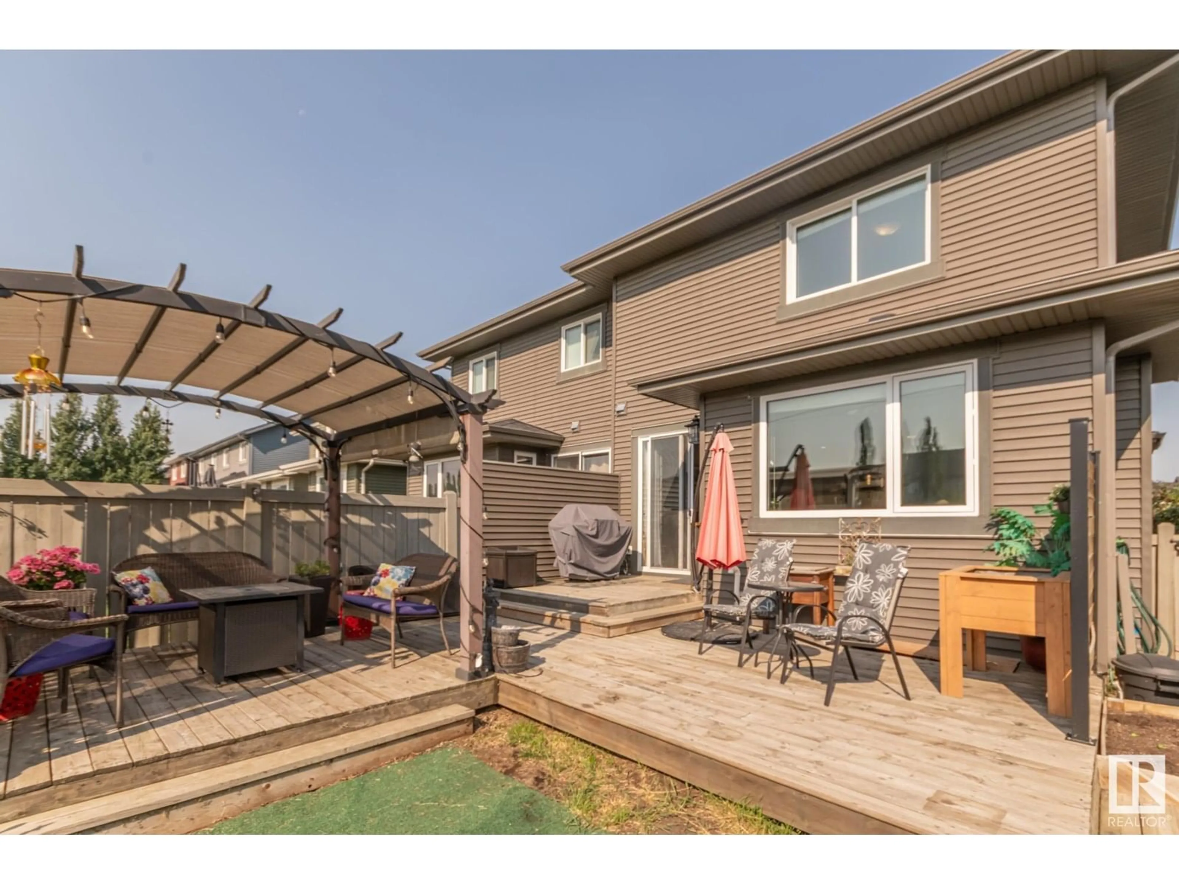 Patio, street for NW - 13025 205 ST, Edmonton Alberta T5S0J2