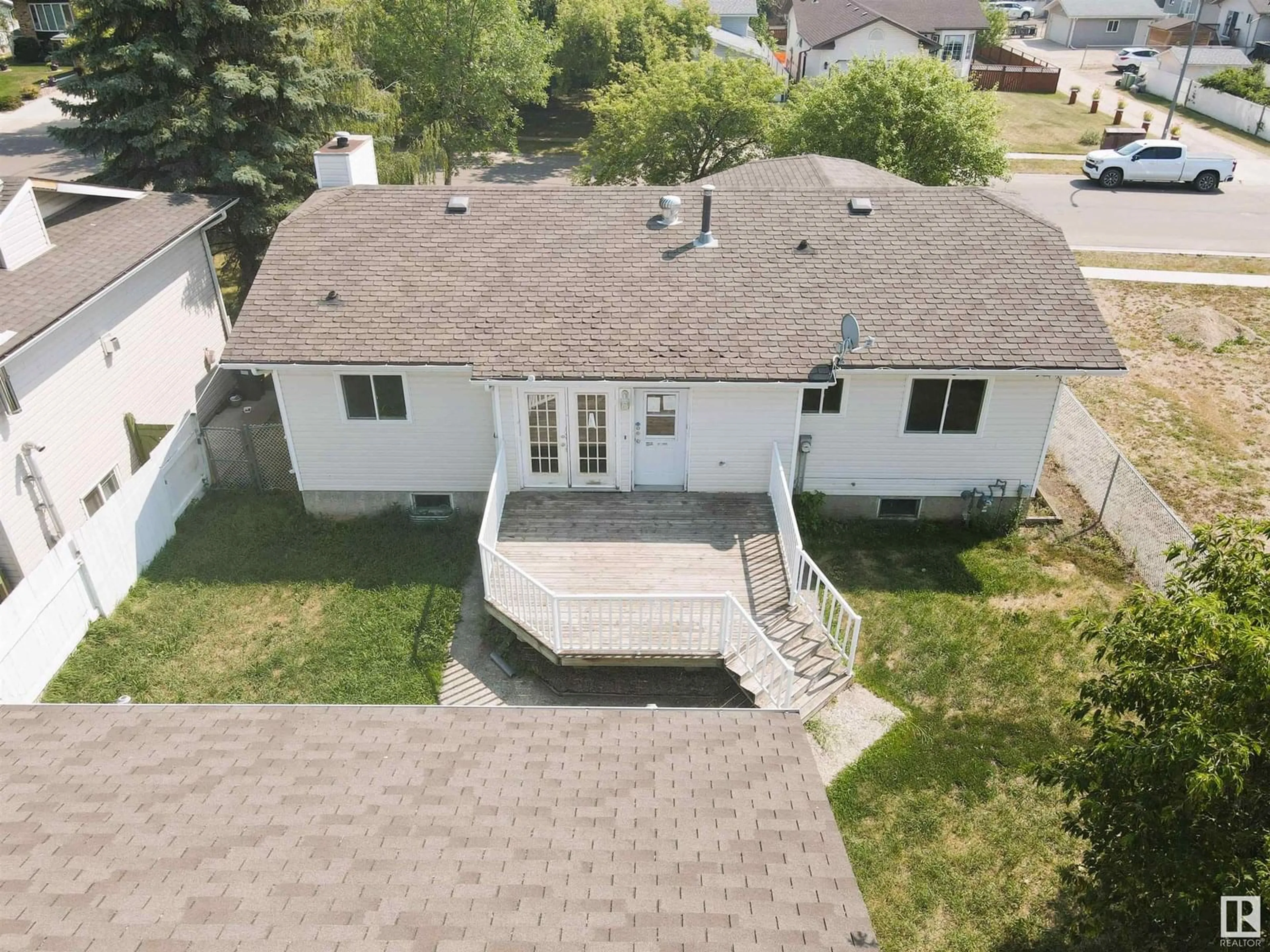 A pic from outside/outdoor area/front of a property/back of a property/a pic from drone, street for 4304 41A STREET, Bonnyville Town Alberta T9N1W3