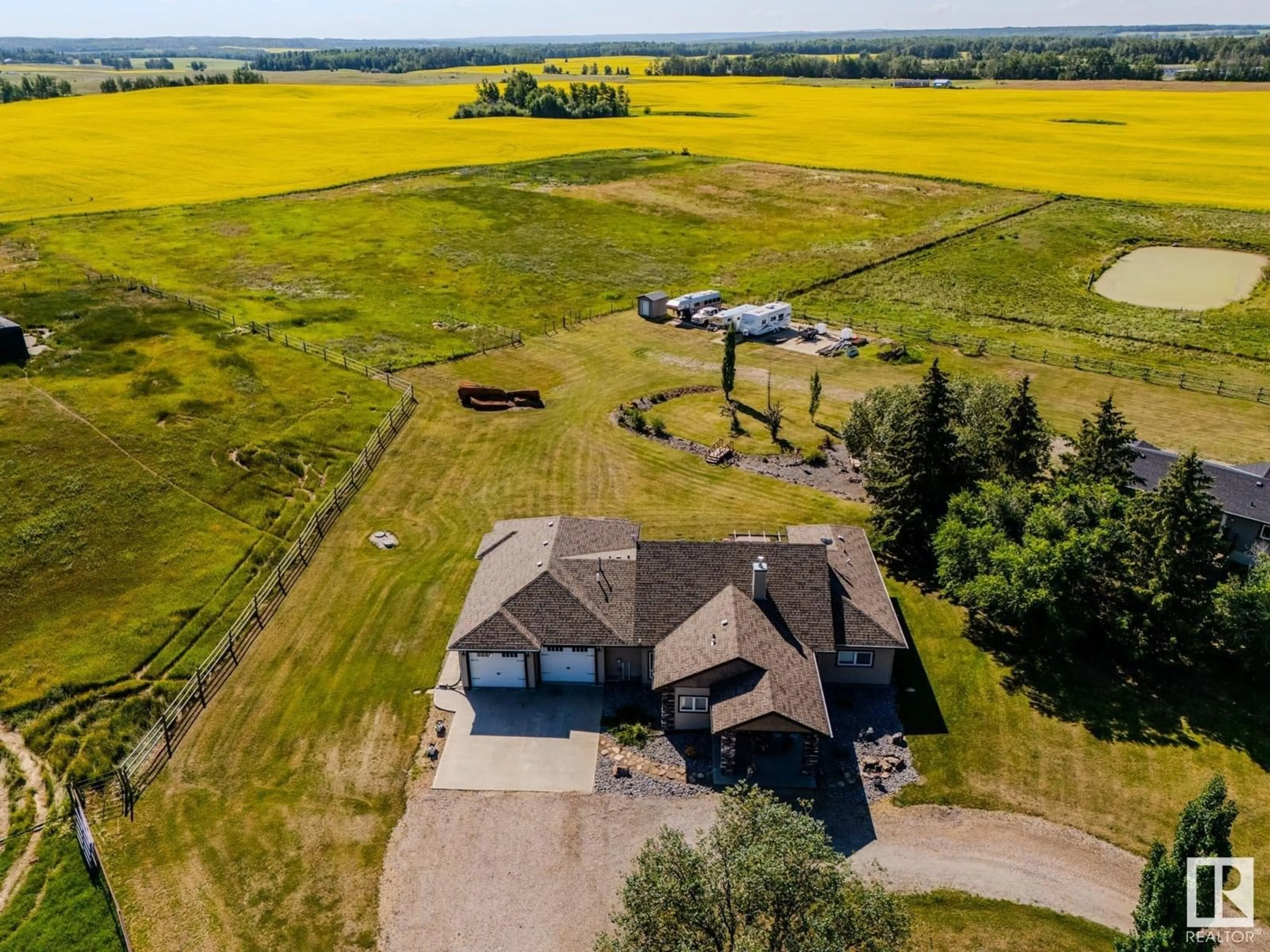 A pic from outside/outdoor area/front of a property/back of a property/a pic from drone, unknown for 55415 HIGHWAY 777, Rural Lac Ste. Anne County Alberta T0E1V0