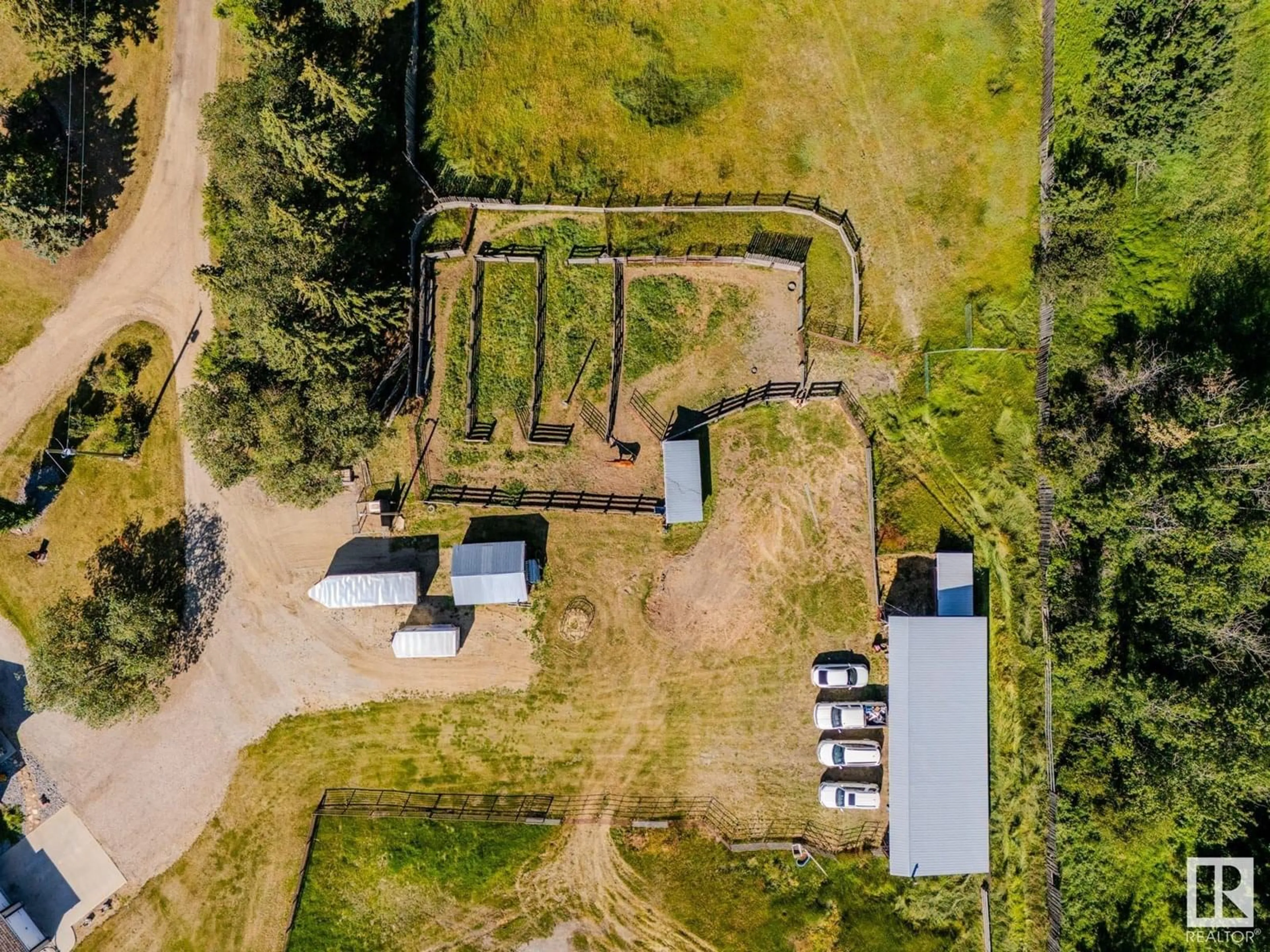 A pic from outside/outdoor area/front of a property/back of a property/a pic from drone, building for 55415 HIGHWAY 777, Rural Lac Ste. Anne County Alberta T0E1V0