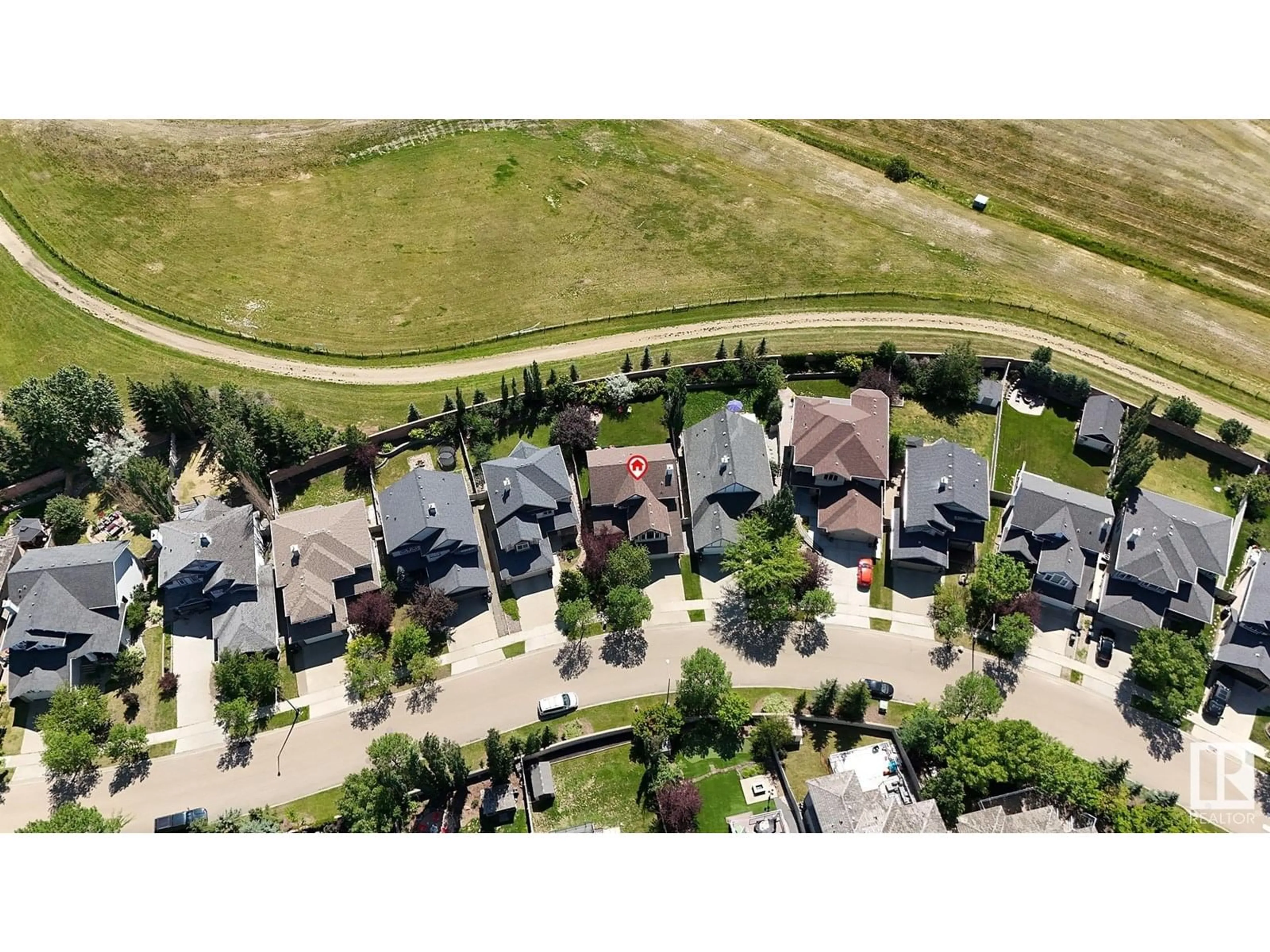 A pic from outside/outdoor area/front of a property/back of a property/a pic from drone, street for 123 CALDWELL WY, Edmonton Alberta T6M2X1