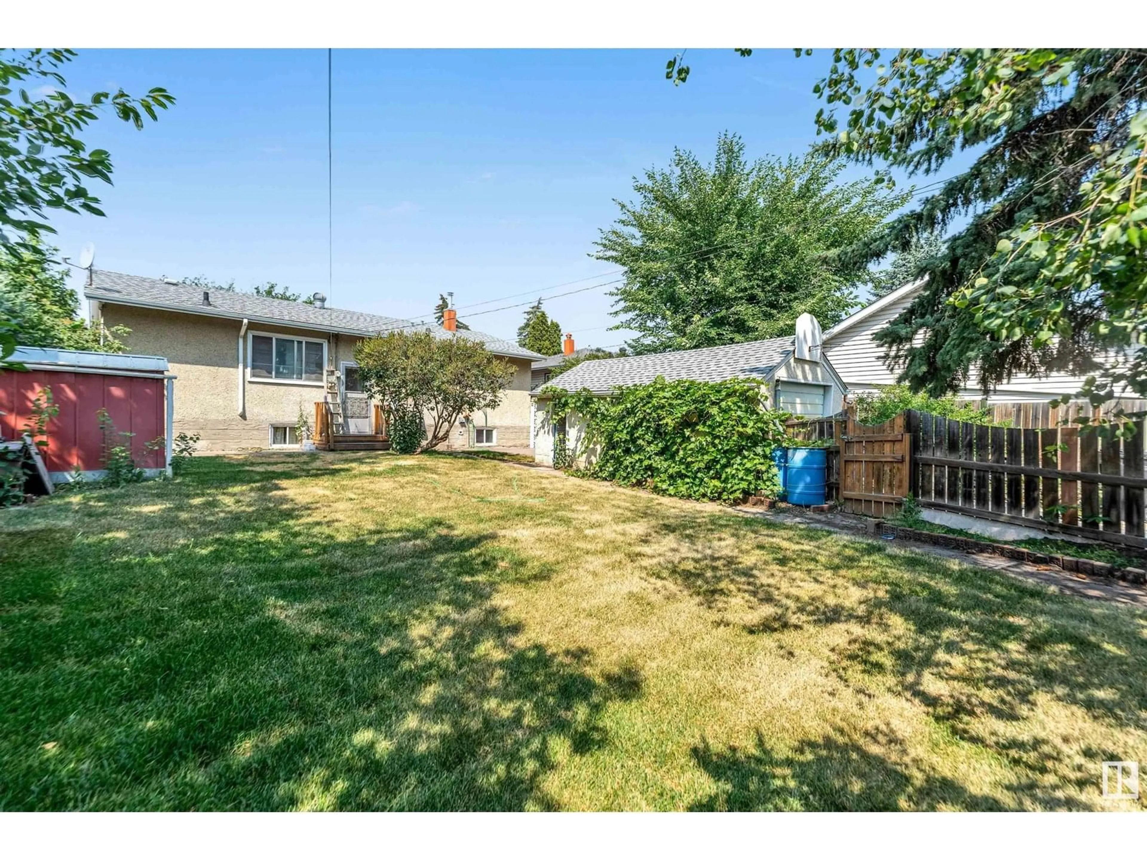 Unknown for NW - 7323 77 ST, Edmonton Alberta T6C3L3