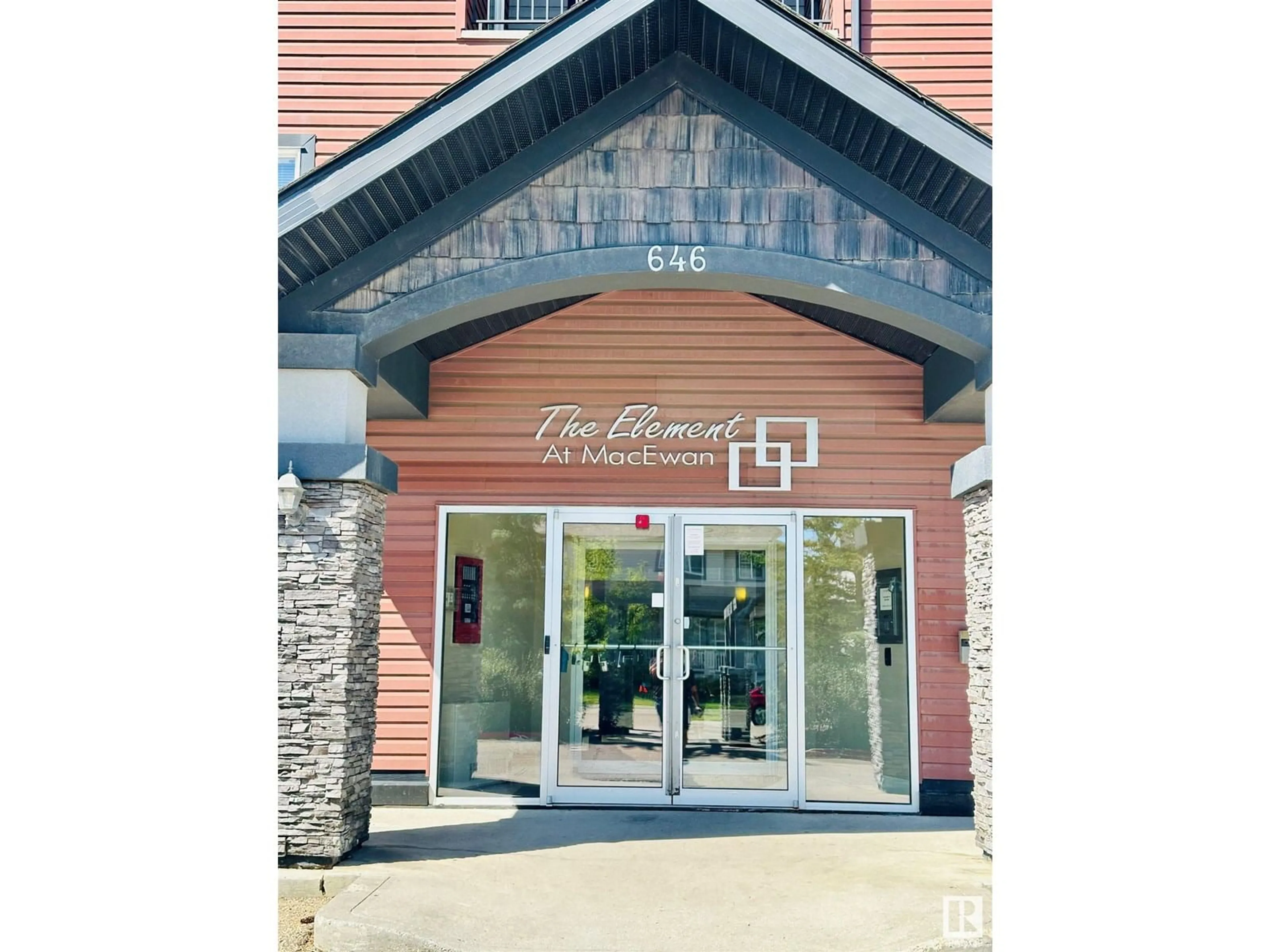 Indoor foyer for #318 - 646 MCALLISTER LO, Edmonton Alberta T6W0B5