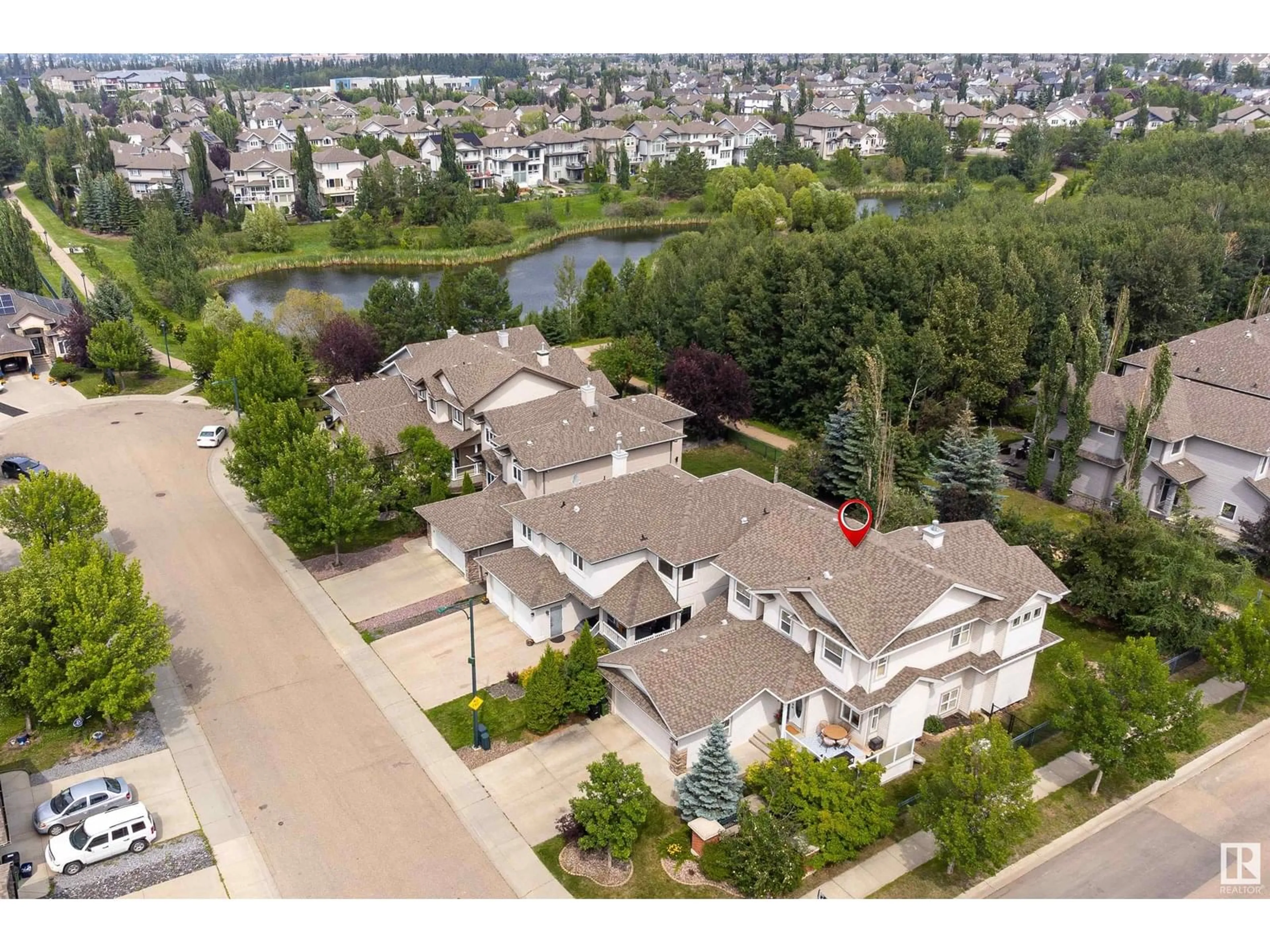 A pic from outside/outdoor area/front of a property/back of a property/a pic from drone, street for SW - 1931 125 ST, Edmonton Alberta T6W0A1