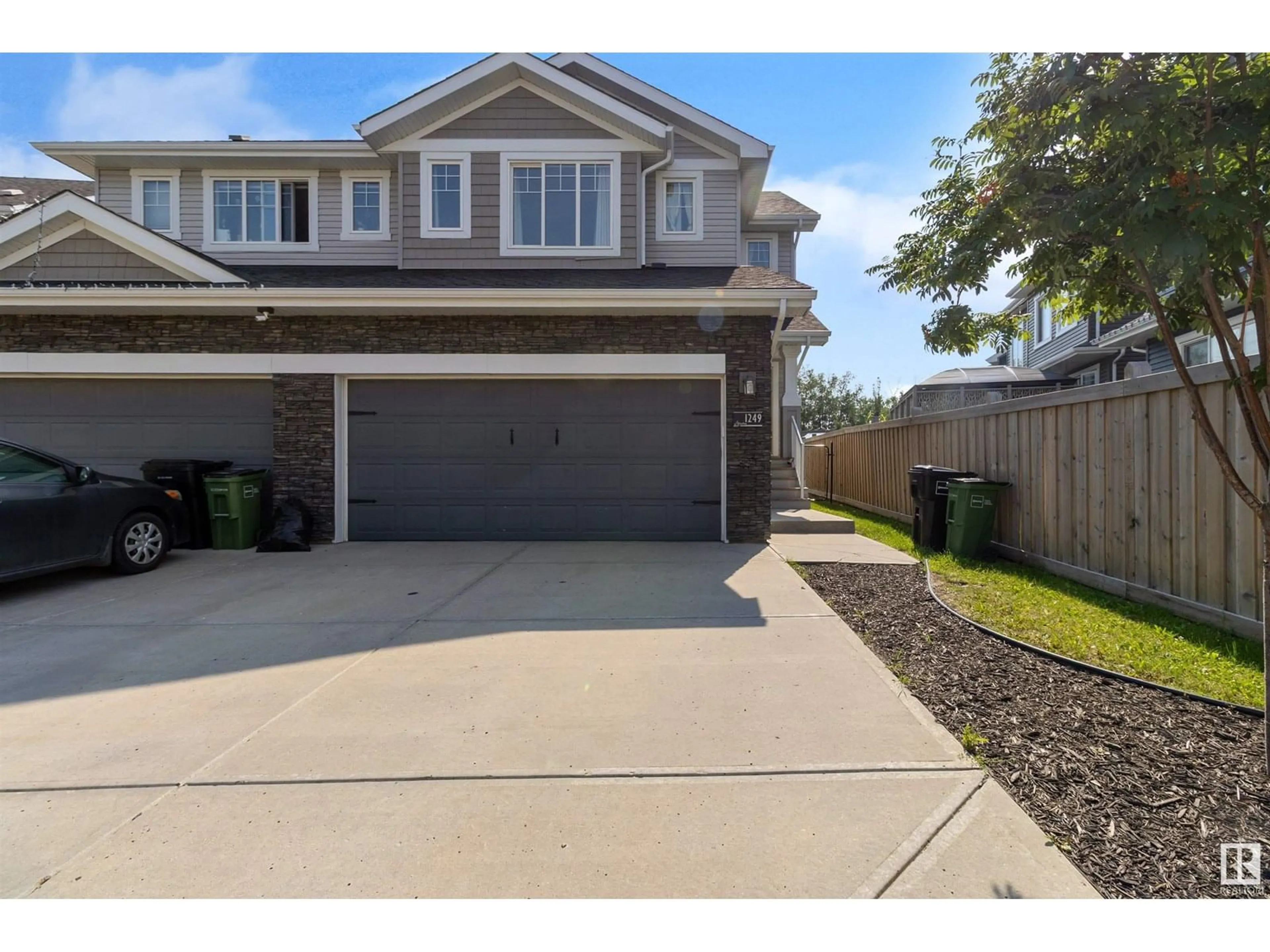 Unknown for 1249 STARLING DR, Edmonton Alberta T5S0K4