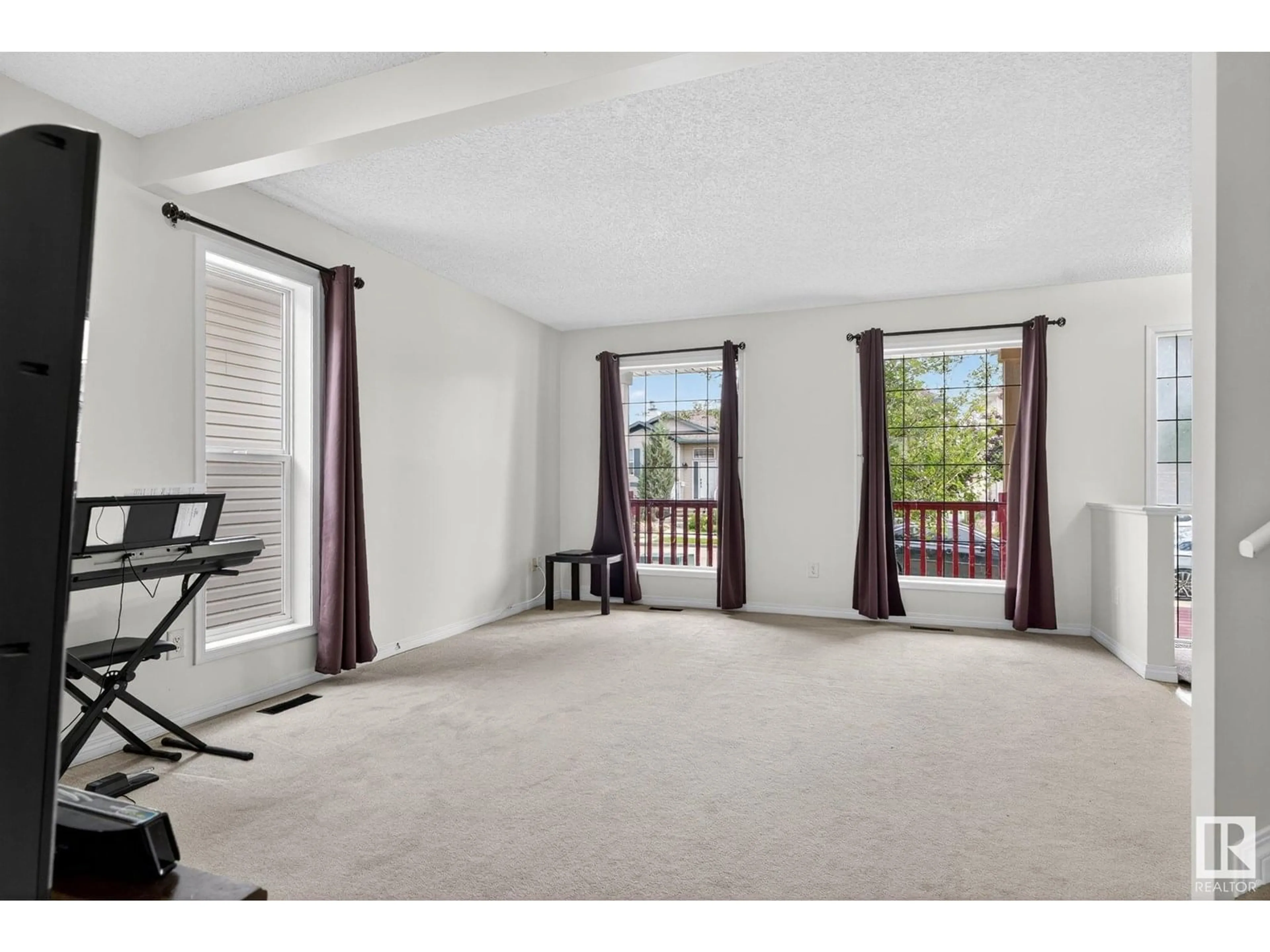 A pic of a room for NW - 1914 37 AVE, Edmonton Alberta T6T1S7