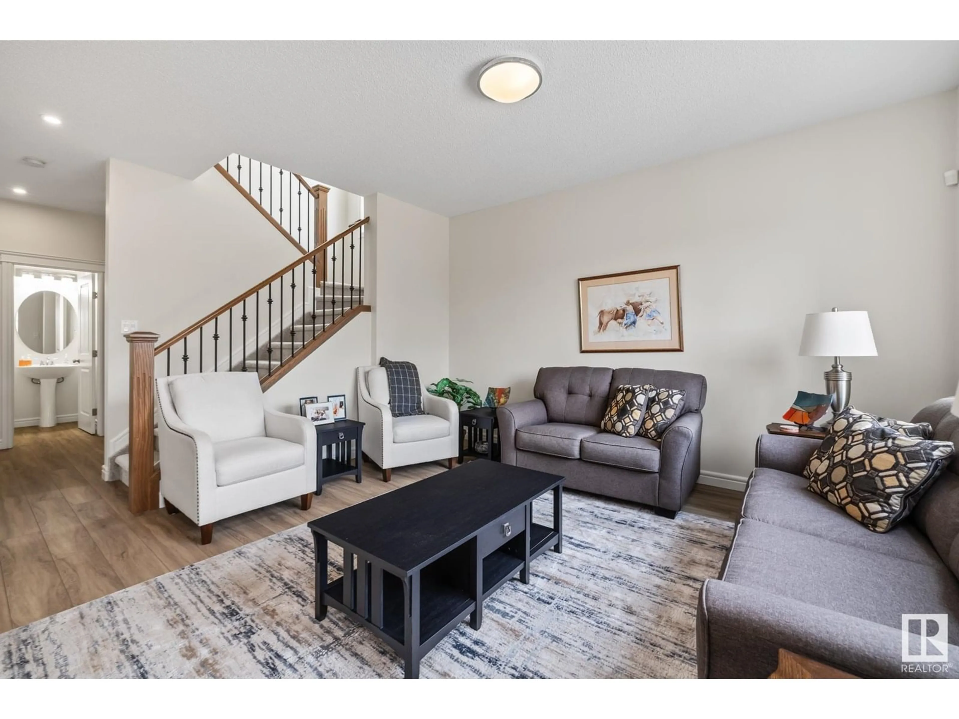Living room with furniture, unknown for 368 EDGEMONT RD, Edmonton Alberta T6M0Y4