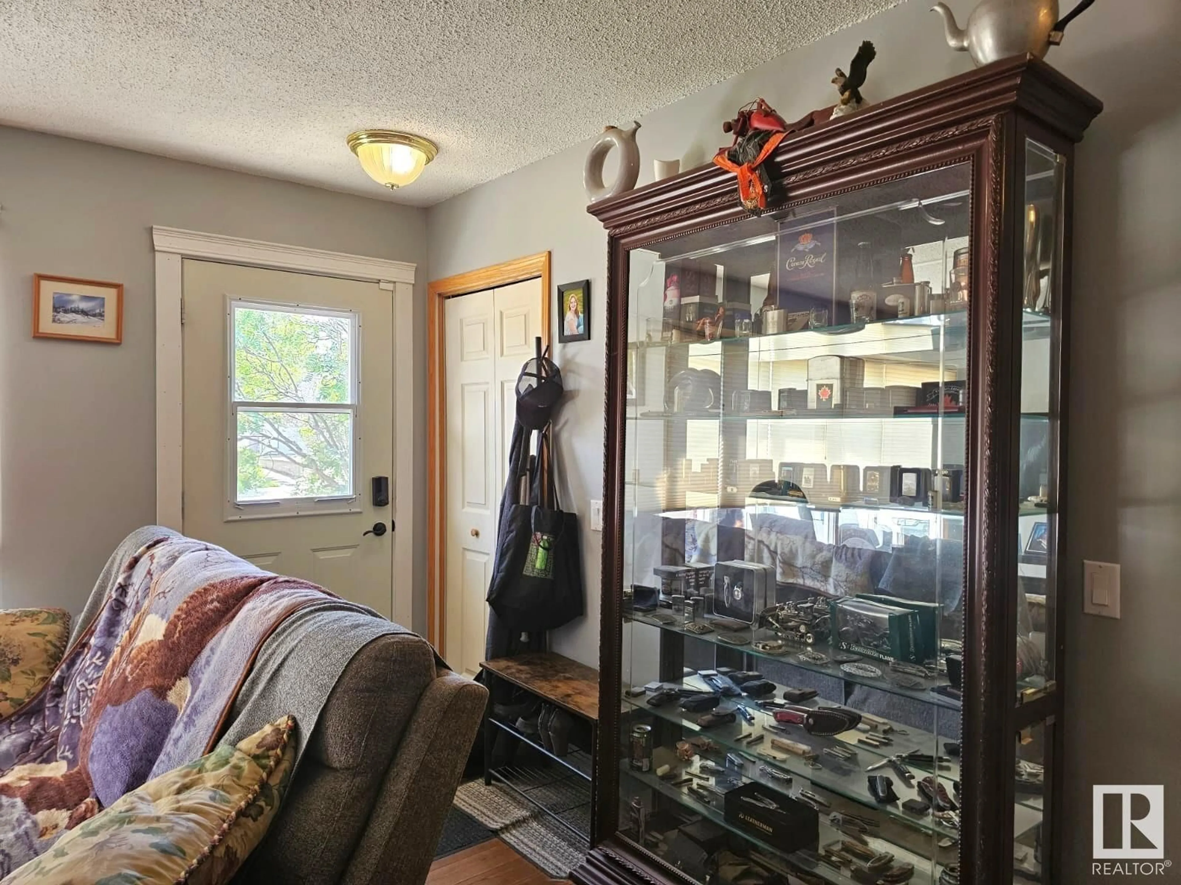 Unknown for 4802 MACKENZIE AV, Drayton Valley Alberta T7A1A5