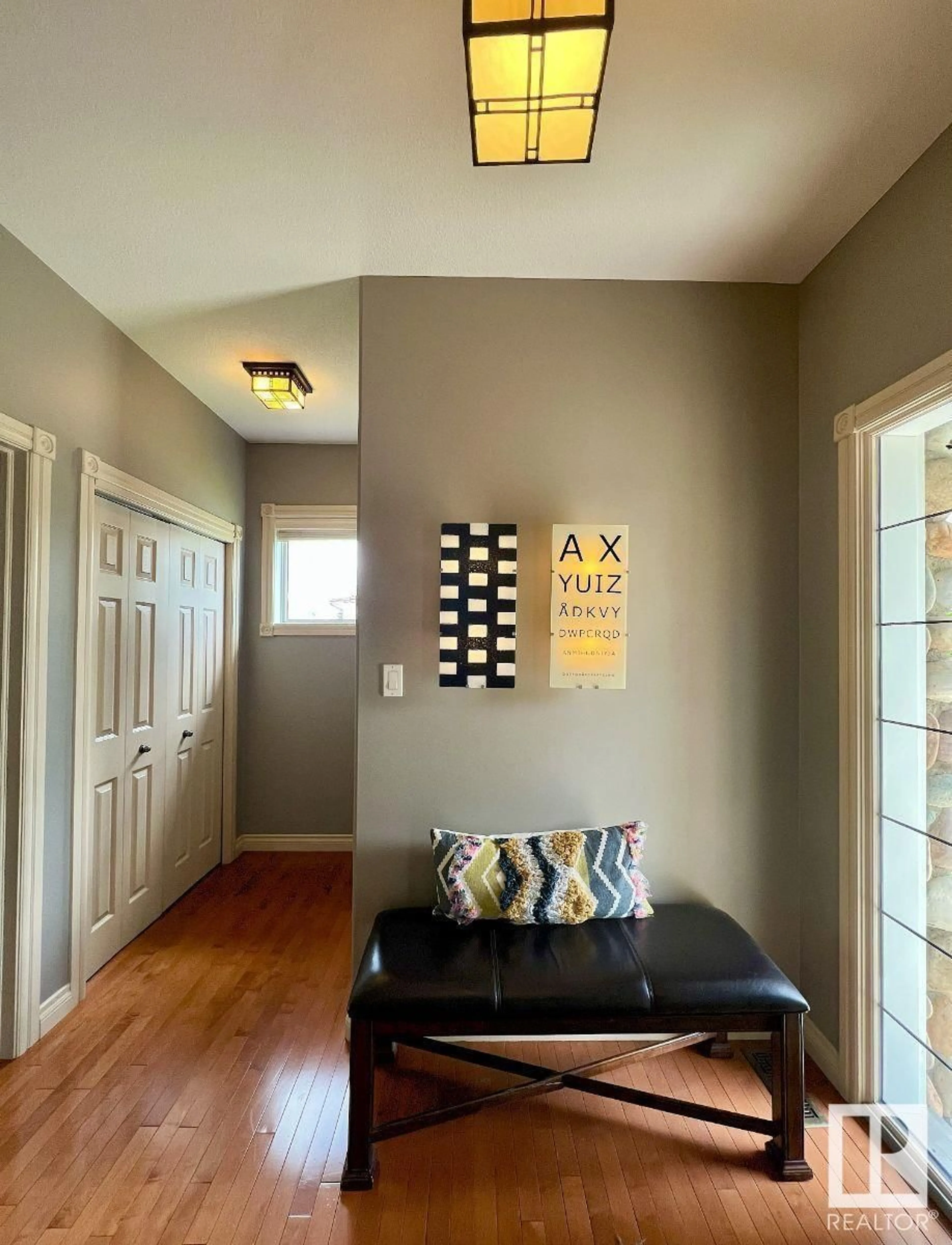 Indoor entryway for 6004 32 AV, Beaumont Alberta T4X1R3