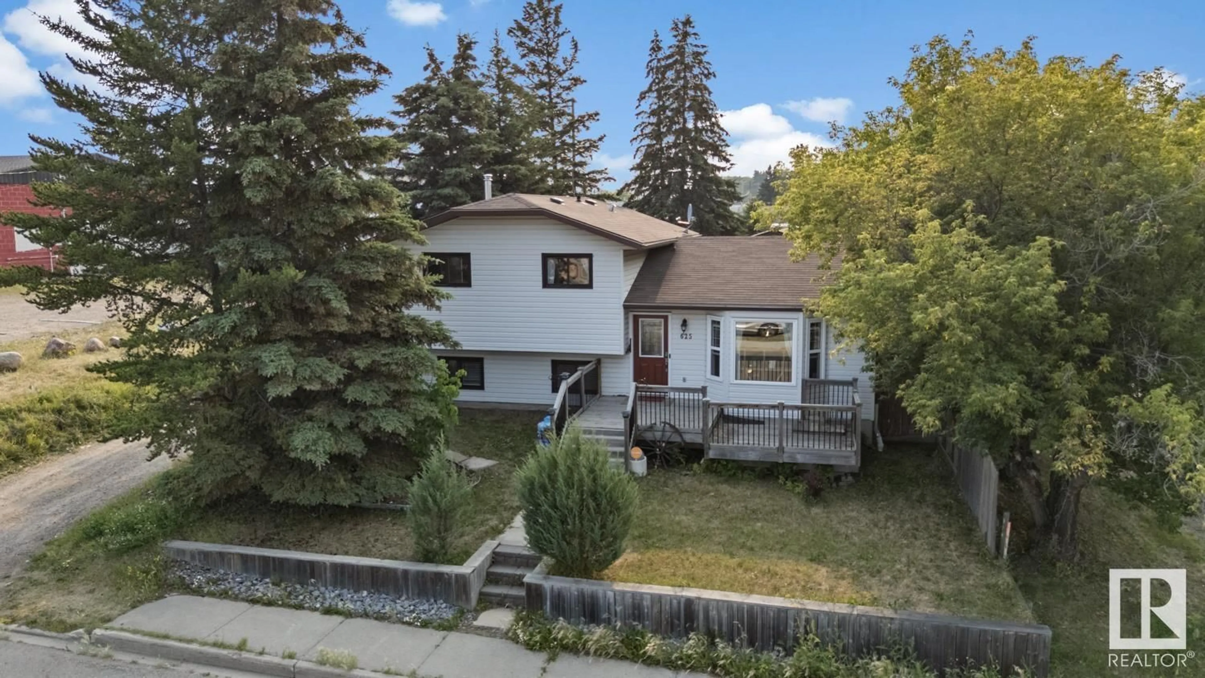 A pic from outside/outdoor area/front of a property/back of a property/a pic from drone, street for 625 12 ST, Cold Lake Alberta T9M1B1