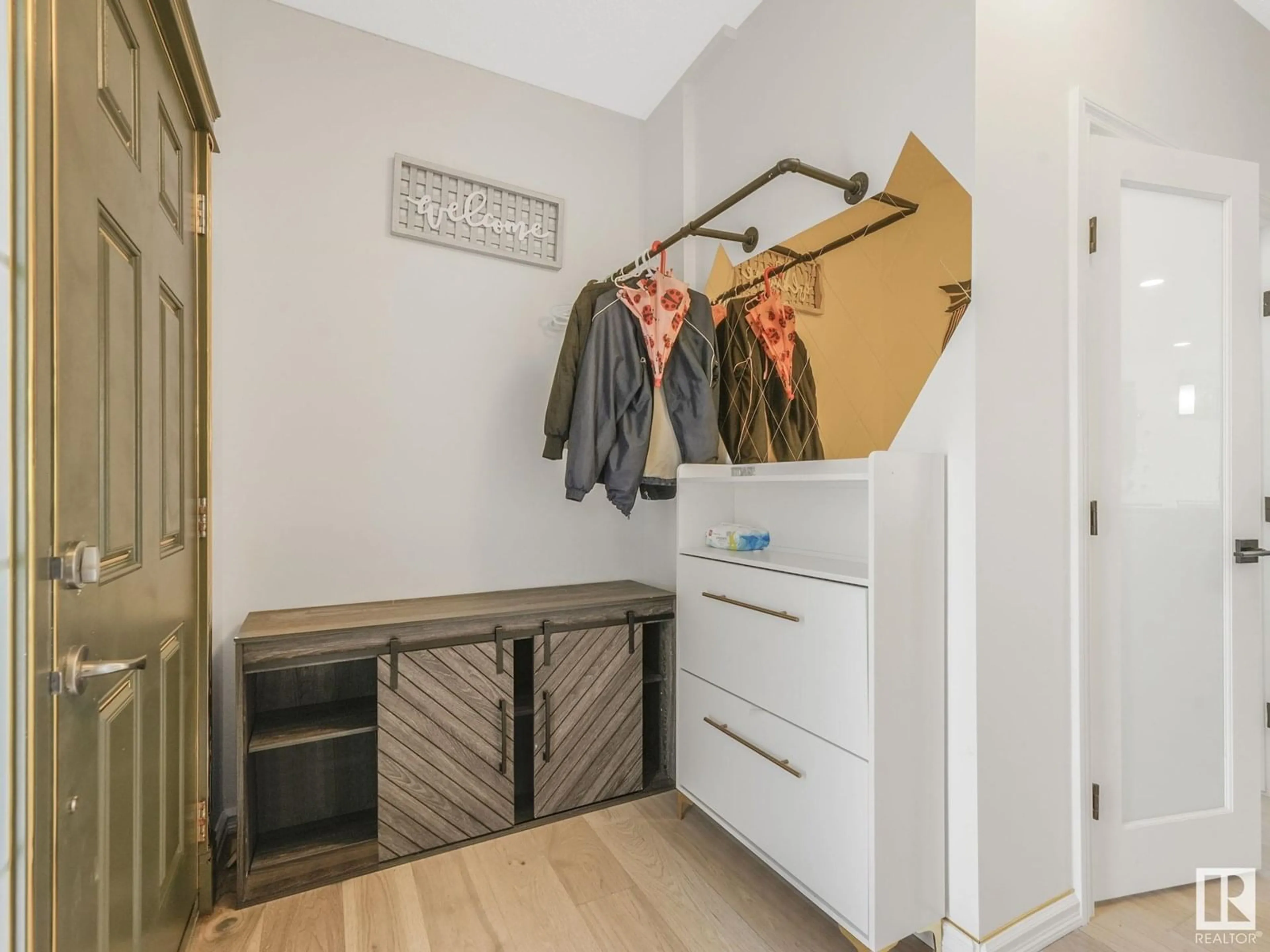 Storage room or clothes room or walk-in closet for 21331 51 AV, Edmonton Alberta T6M0K7